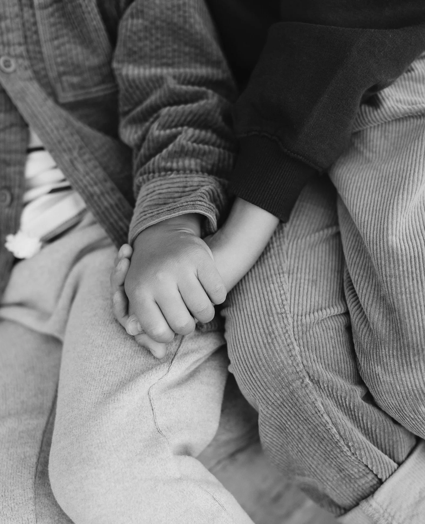 Brothers ⁠
⁠
&bull;⁠
&bull;⁠
&bull;⁠
&bull;⁠
&bull;⁠
&bull;⁠
#billyedonyaphotography #theaugustmag #familyphoto #familyphotographer #thebloomforum #theartofmotherhood #familyphotography #familyportraitphotographer #honestmotherhood #lifestylefamilyse