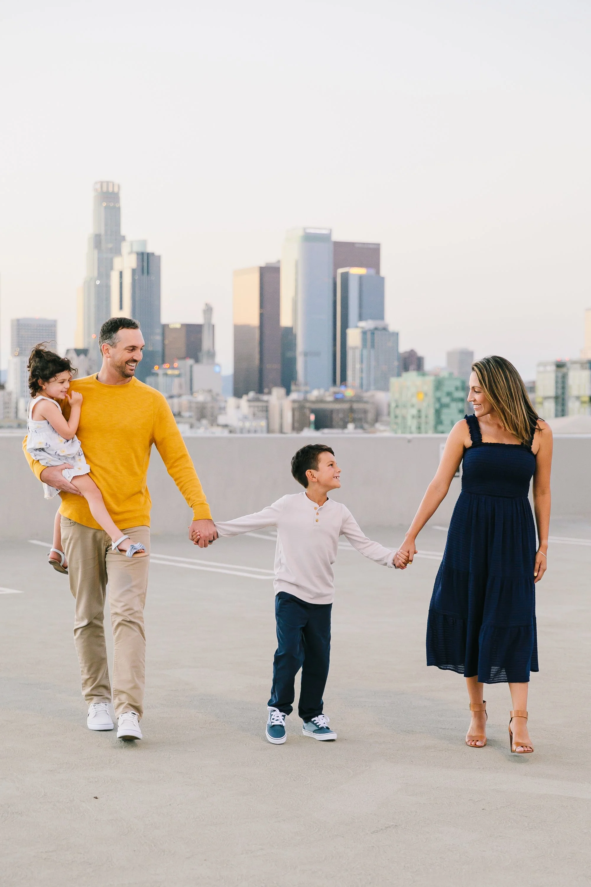 Los_Angeles_Family_Photographer_Mini_Session_Minis_DTLA_Skyling_The_Row_Urban_Kids_Children_Mom_Dad_Baby_Toddler_Fun_Colorful_Vibrant_Timeless_Photography-2408.jpg