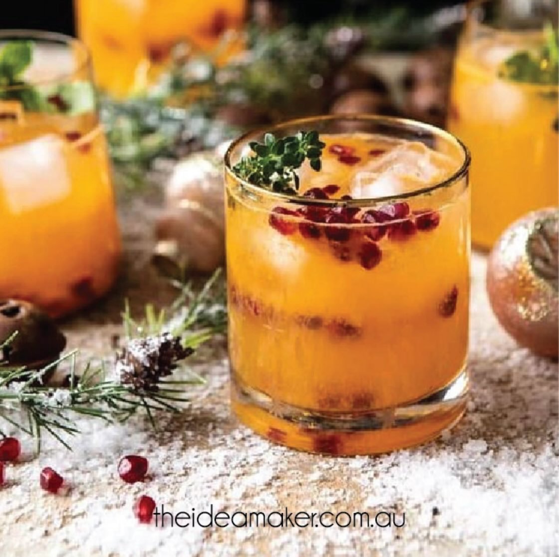 I&rsquo;ve officially declared it: it&rsquo;s Christmas now. 🎄✨
 Don&rsquo;t check the calendar &mdash; just trust the citrus. 🍊
 Grab your clementine, toss in some pomegranate confetti ❤️💥, add a sprig of festive foliage 🌿, and boom: you&rsquo;r