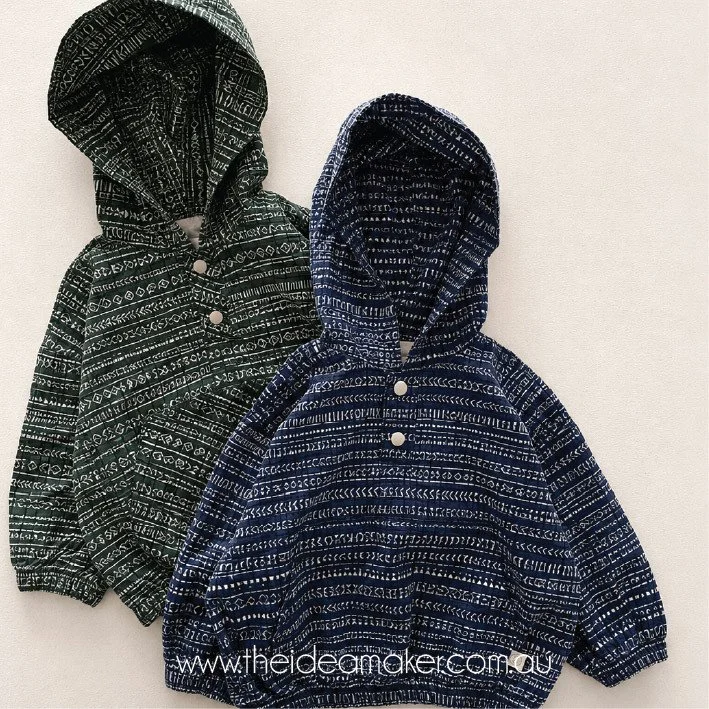 ⁠
Textured little anorak pullovers made for tiny adventures 🌧️✨⁠
⁠
Lightweight windcheater fabric, detailed buttons and oversized pockets perfect for storing all the important things collected along the way &mdash; rocks, leaves, snacks and tiny tre
