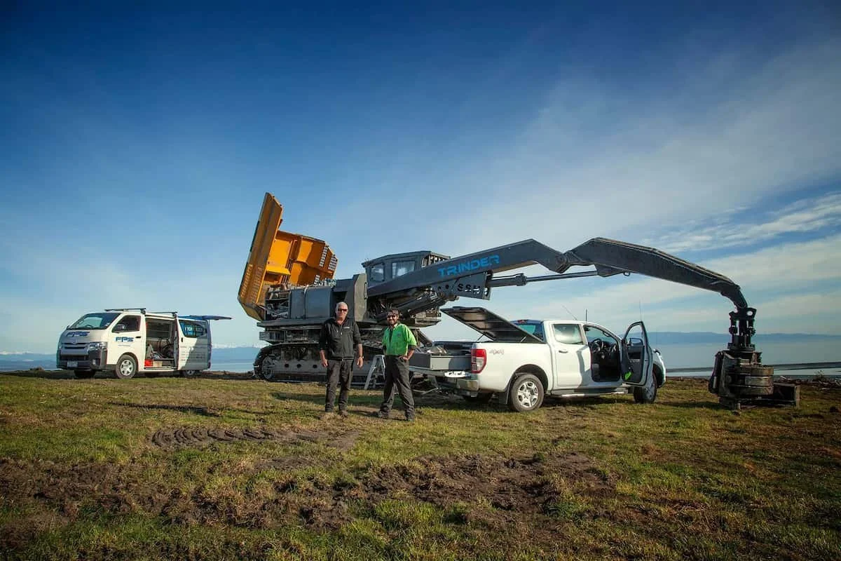 FPS Staff stand with the latest ClimbMAX