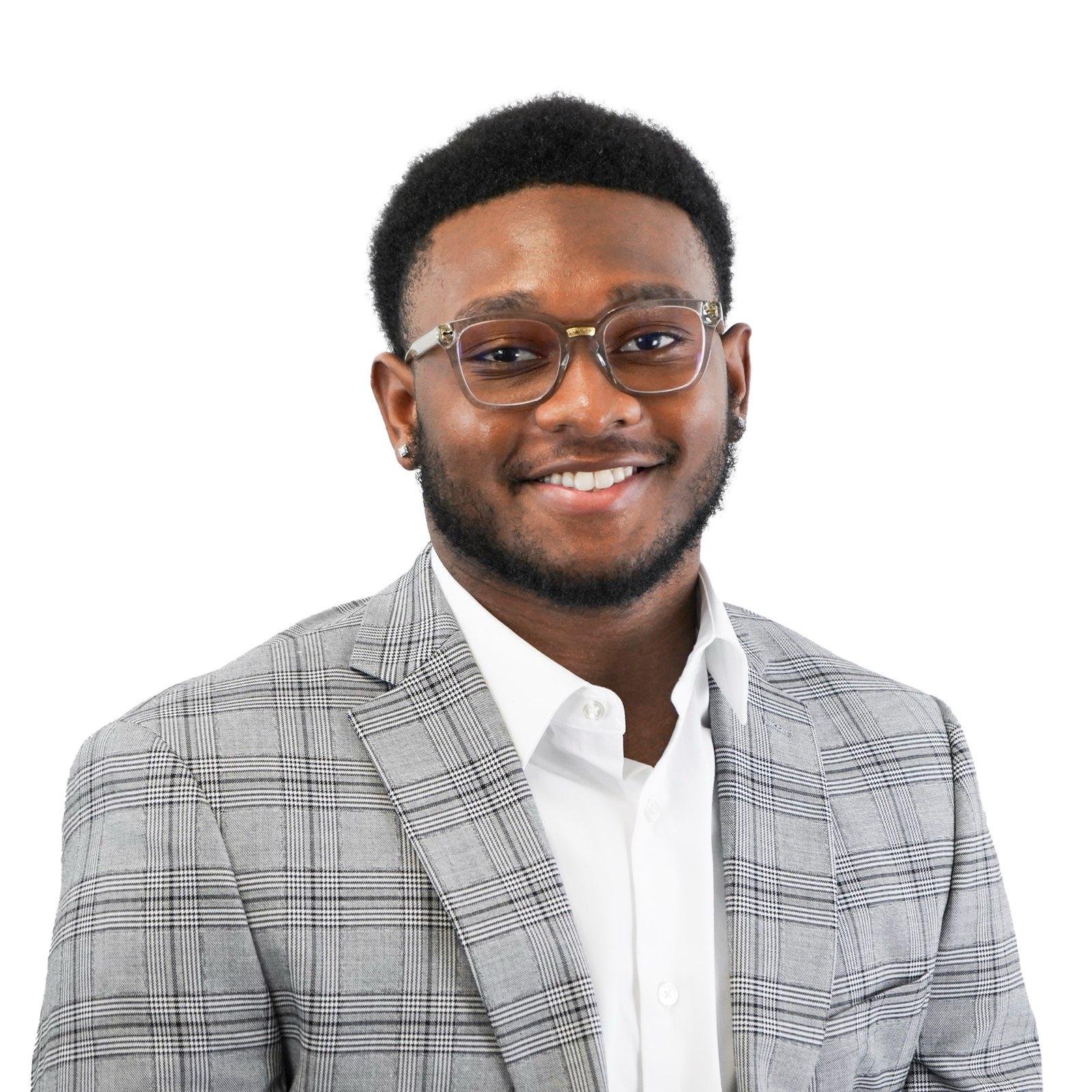 Nyles Beverly, Real Estate Agent