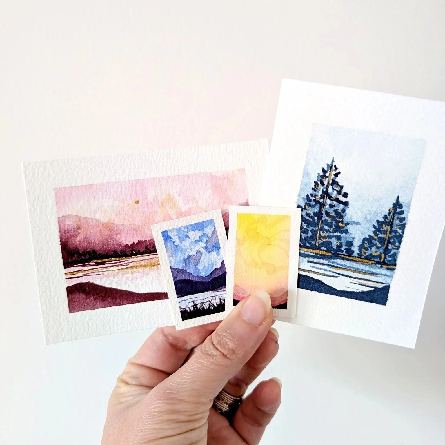 A gentle online watercolour course for beginners. Learn colour mixing, loose techniques, and mindful painting at your own pace.