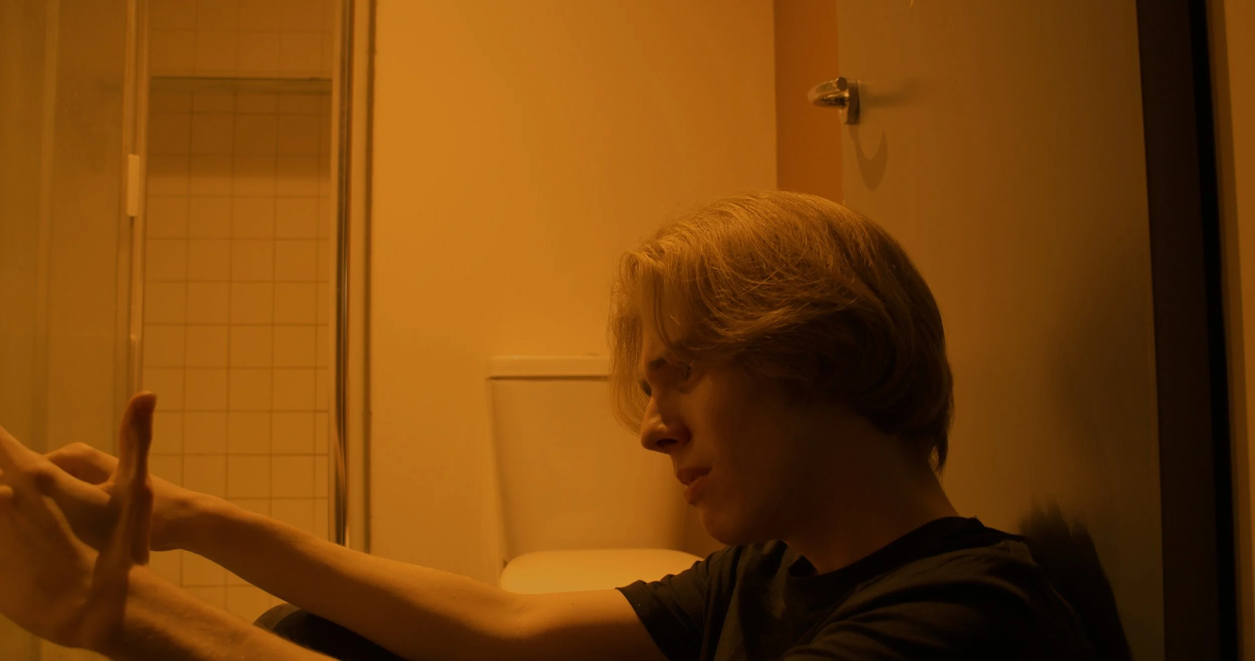 Shot 1D T43.00_05_36_20.Still019.jpg