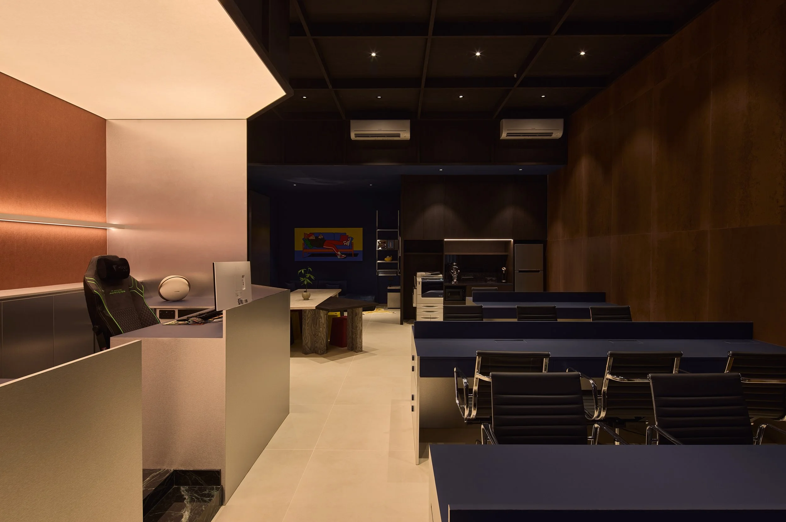 ofthebox showroom 2 43.jpg