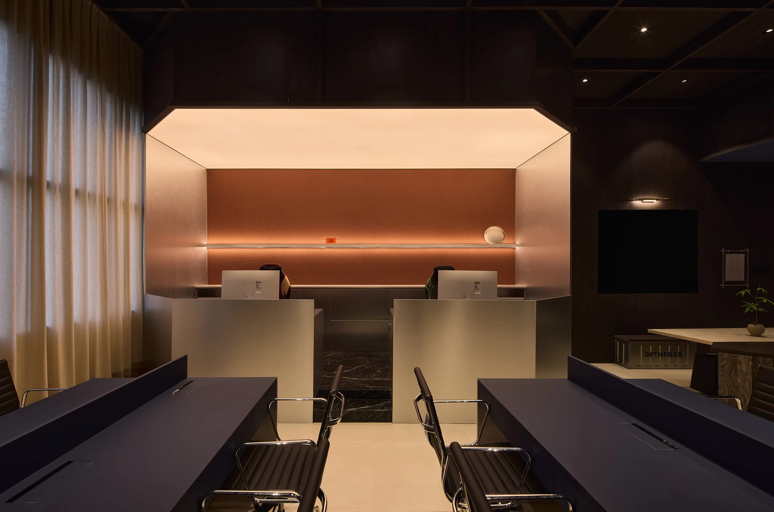 ofthebox showroom 2 42.jpg