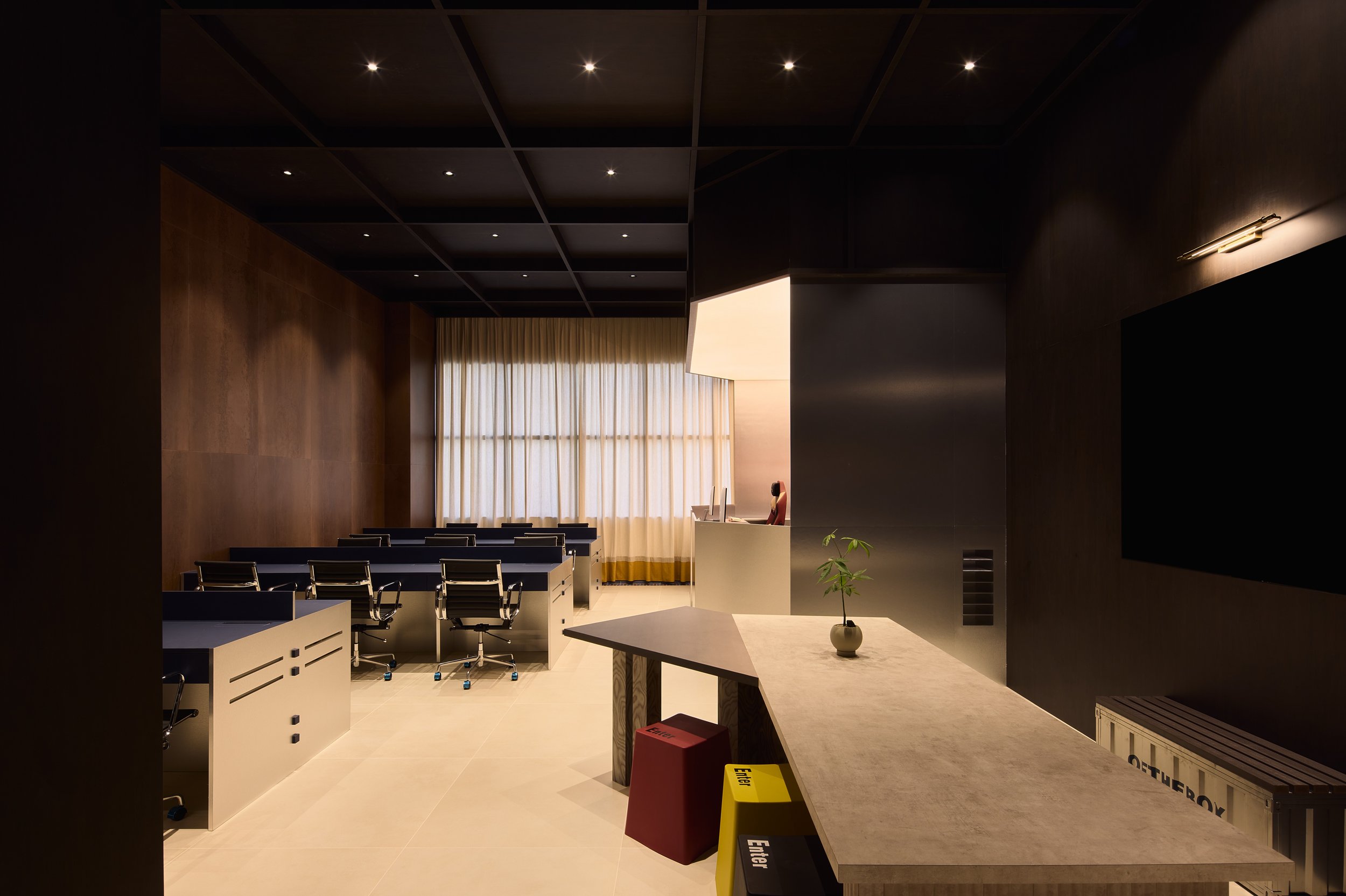 ofthebox showroom 2 41.jpg