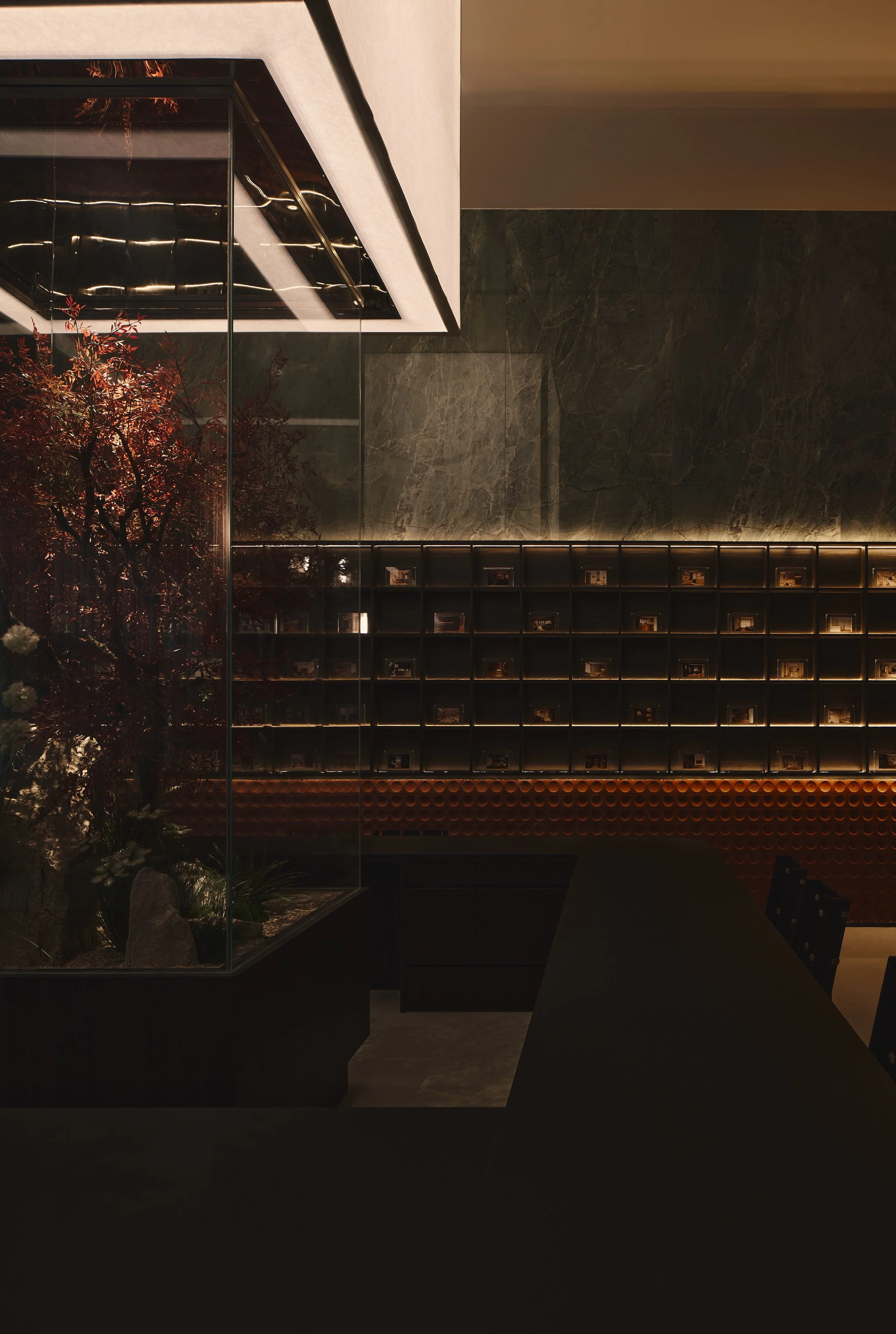ofthebox showroom 2 03.jpg