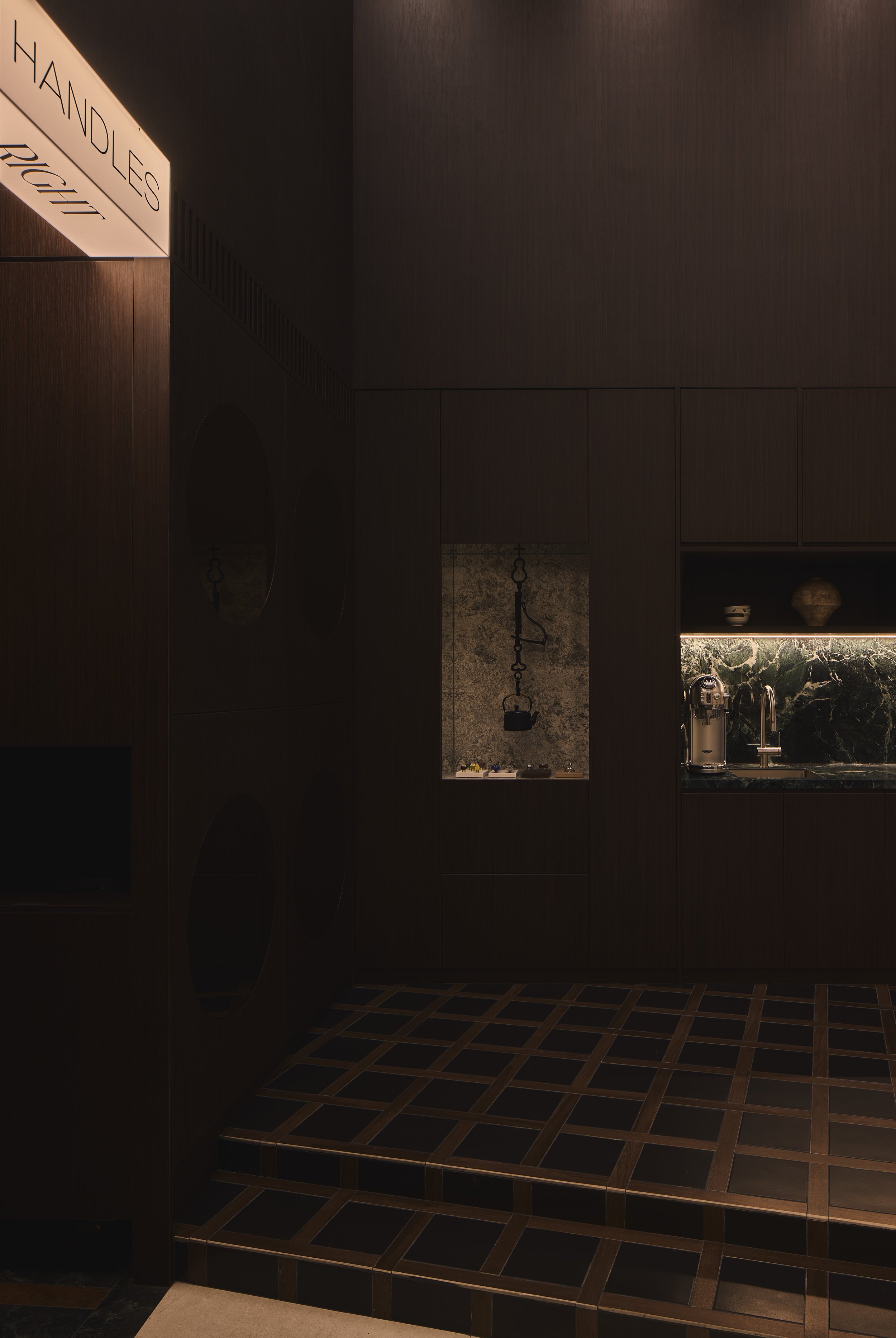 ofthebox showroom 2 24.jpg