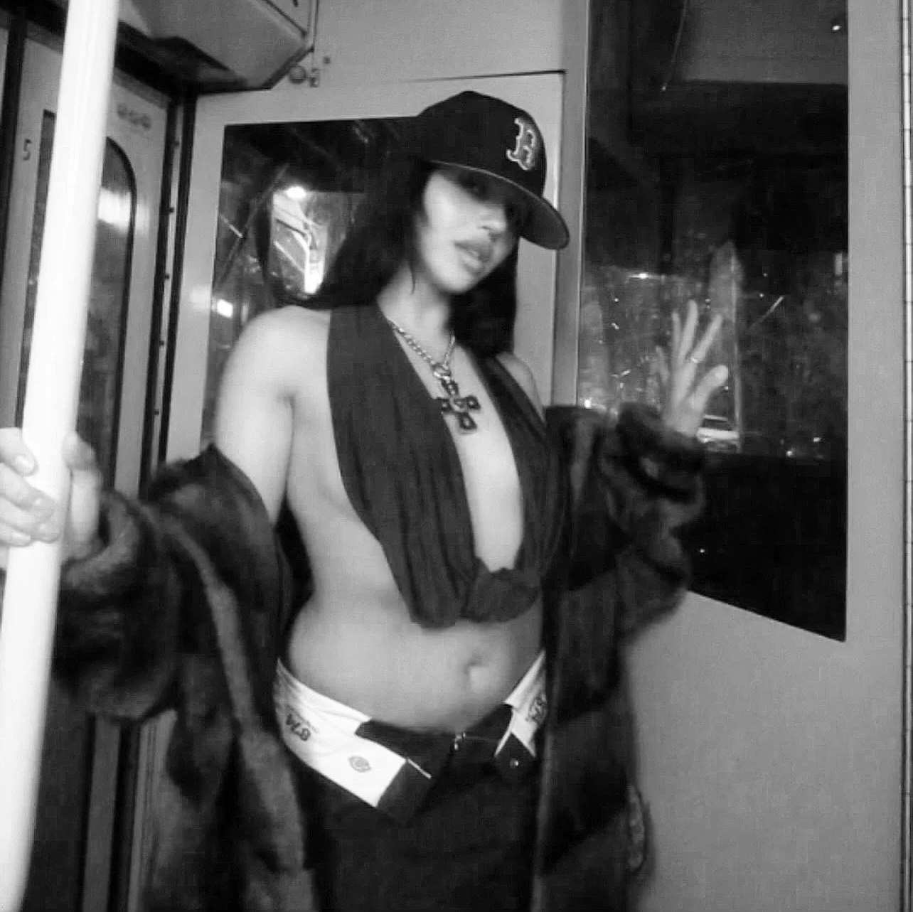 @chuleo.club Presents: CHULAS NIGHT VOL 02.
We return with a hot curated selection of Naarm&rsquo;s incredible femme DJs &amp; performers, headlined by the hottest SUKUBRATZ a Chilean/Italian multidisciplinary artist, DJ, and producer who is rapidly 