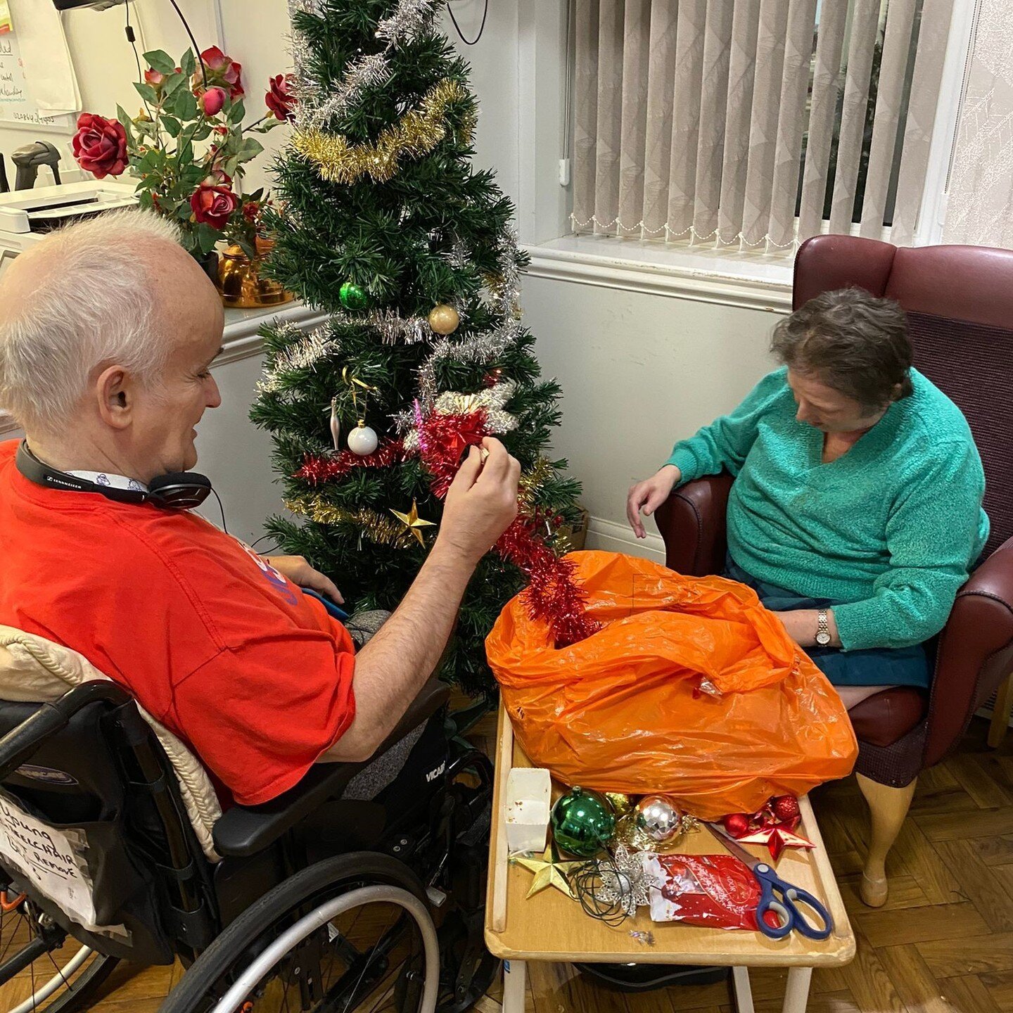 As it's getting close to the festive season, let's reminisce about last year's Christmas here at Chegworth. 🎄 

Our Residents love getting stuck in with activities, whether that be baking, arts and crafts or tree decoration.

#ChegworthNursingHome