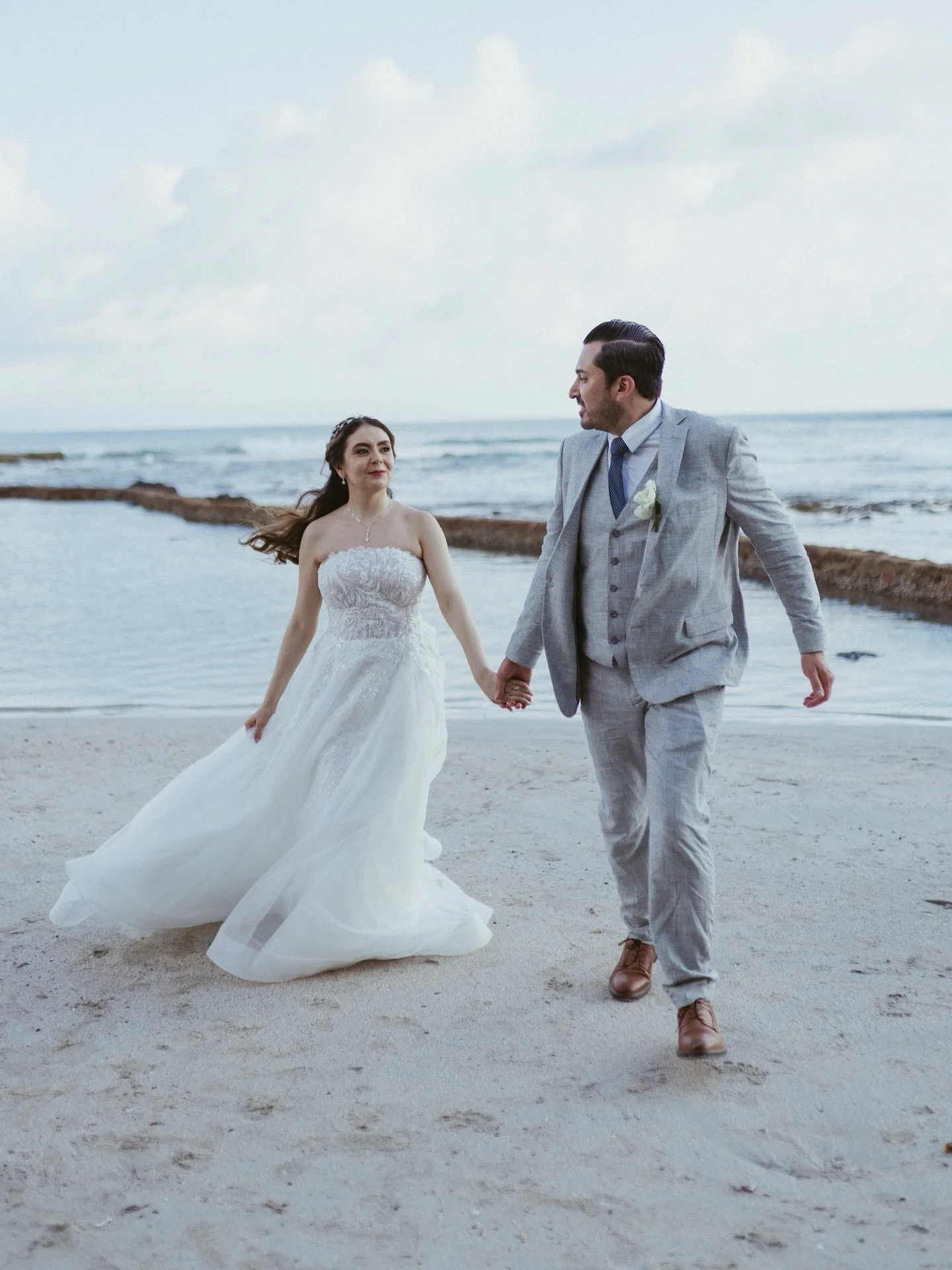 Andrea + Rene
-Wedding day. 
.
.
.
.
.
.
#yfphotography #wedding #couple #love #amor