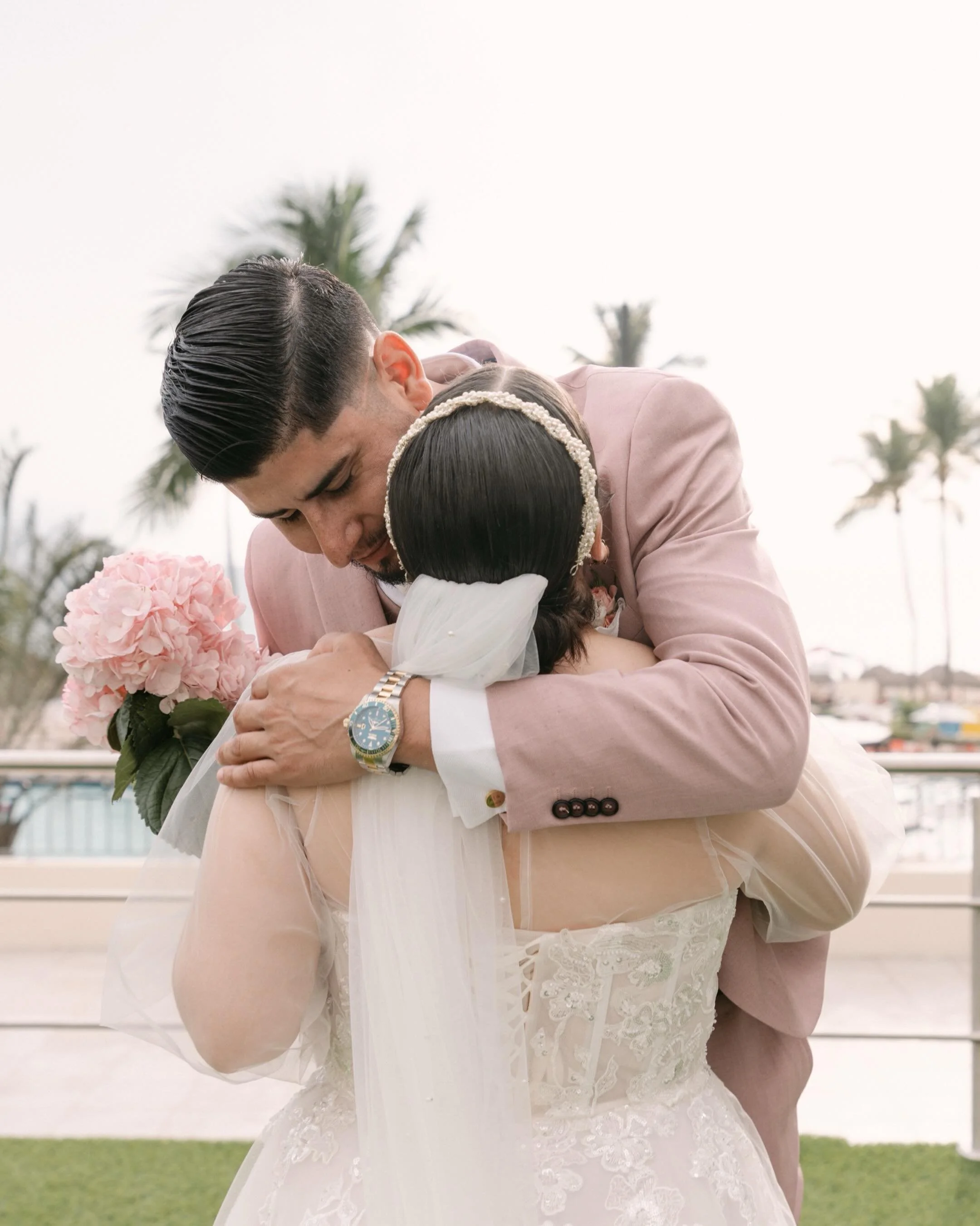 Sarahy + Edgar 
Dia de boda. 
.
.
.
.
#yfphotography #wedding #couple #love #amor