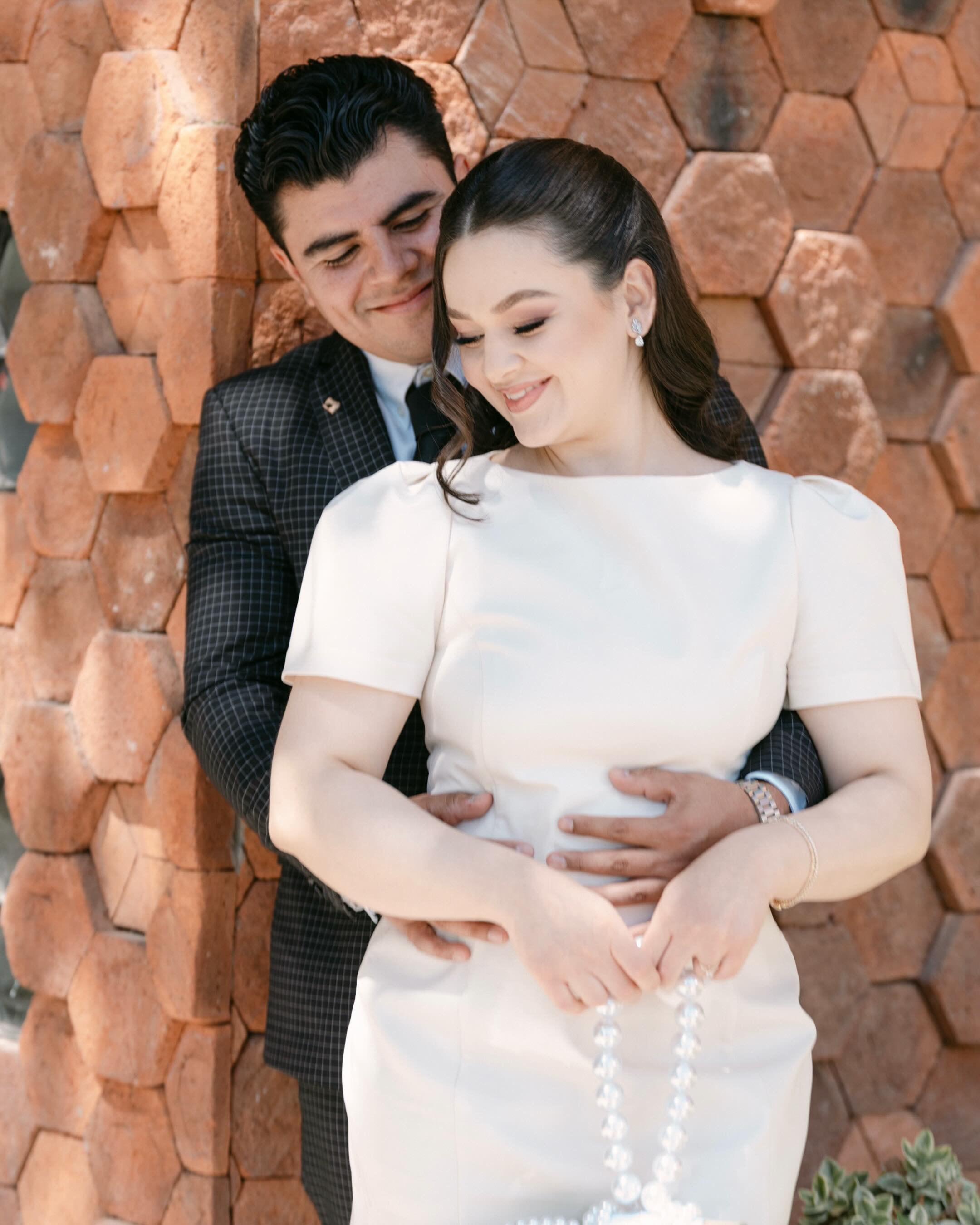 Irazu + Alfredo 
Save the date
.
.
.
.
.
#yfphotography #couple #love #amor #shootingday
