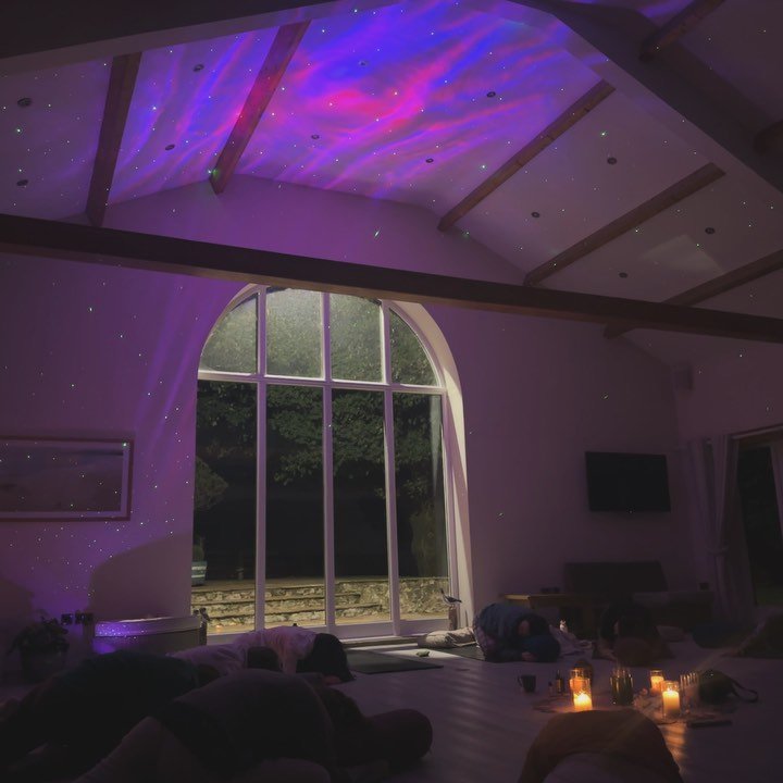 13.09-15.09 The Light House Barn 💛

A journey of slowing down, reflecting, bathing in nature and transitioning into all that the next season has to offer. I love this time of year and all that it resembles and I love it even more when we come togeth