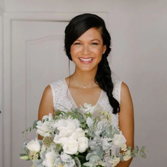 Beautiful bride 🤗

📸 @koa.photography 
Hair: @amylouise_makeup_ 
Mua - me 🙌