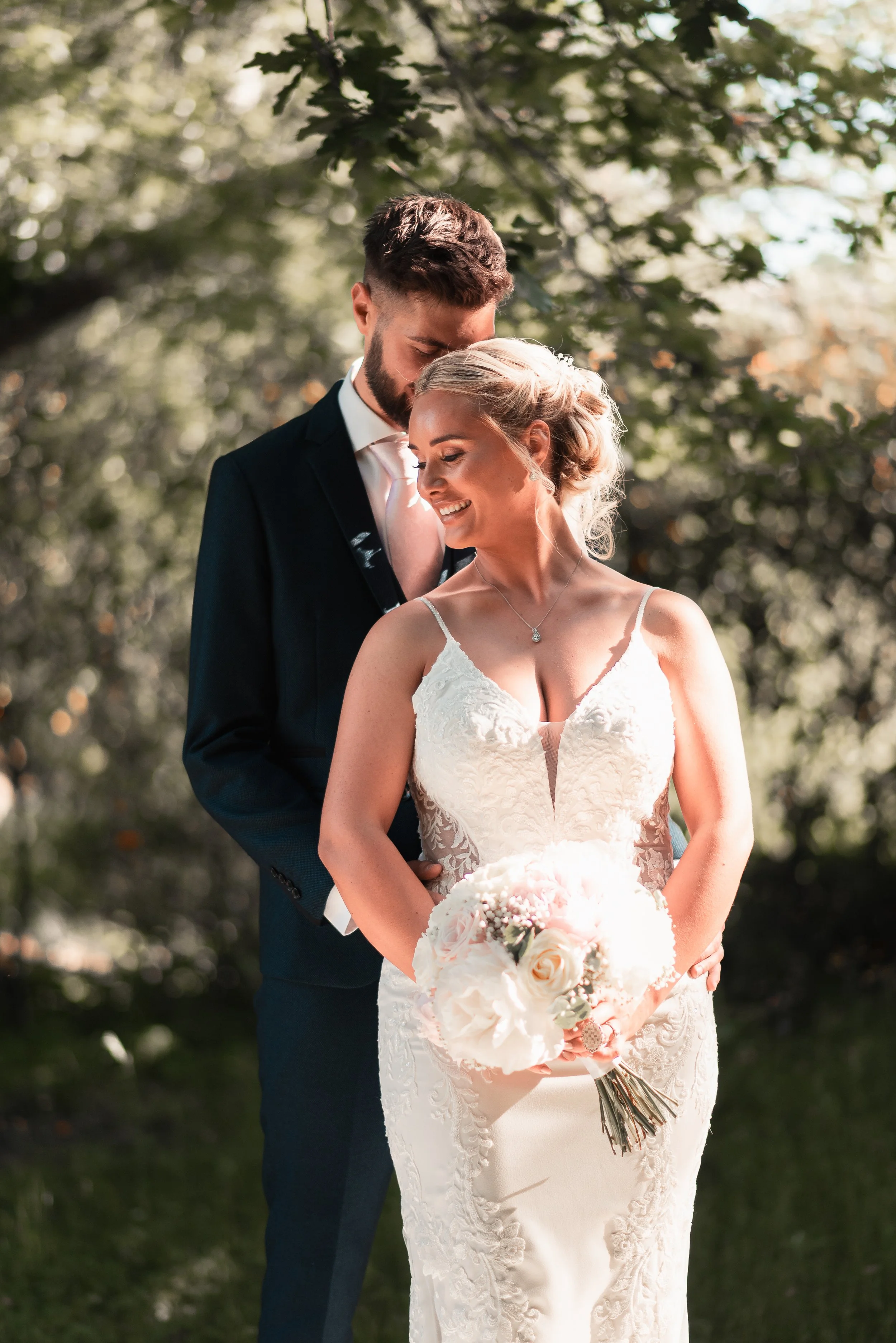 millbridge-court-farnham-wedding-portraits-10.jpg
