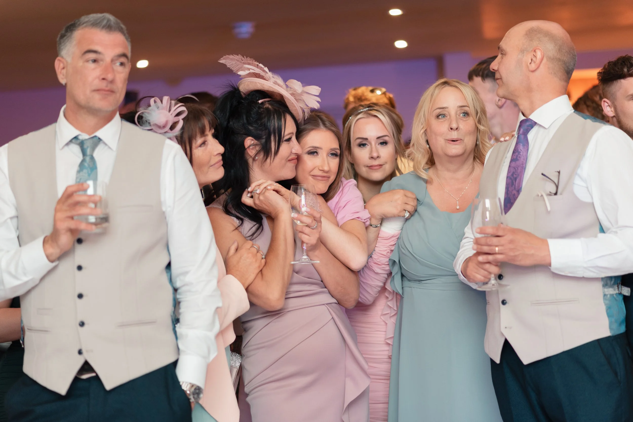 millbridge-court-farnham-wedding-portraits-17.jpg
