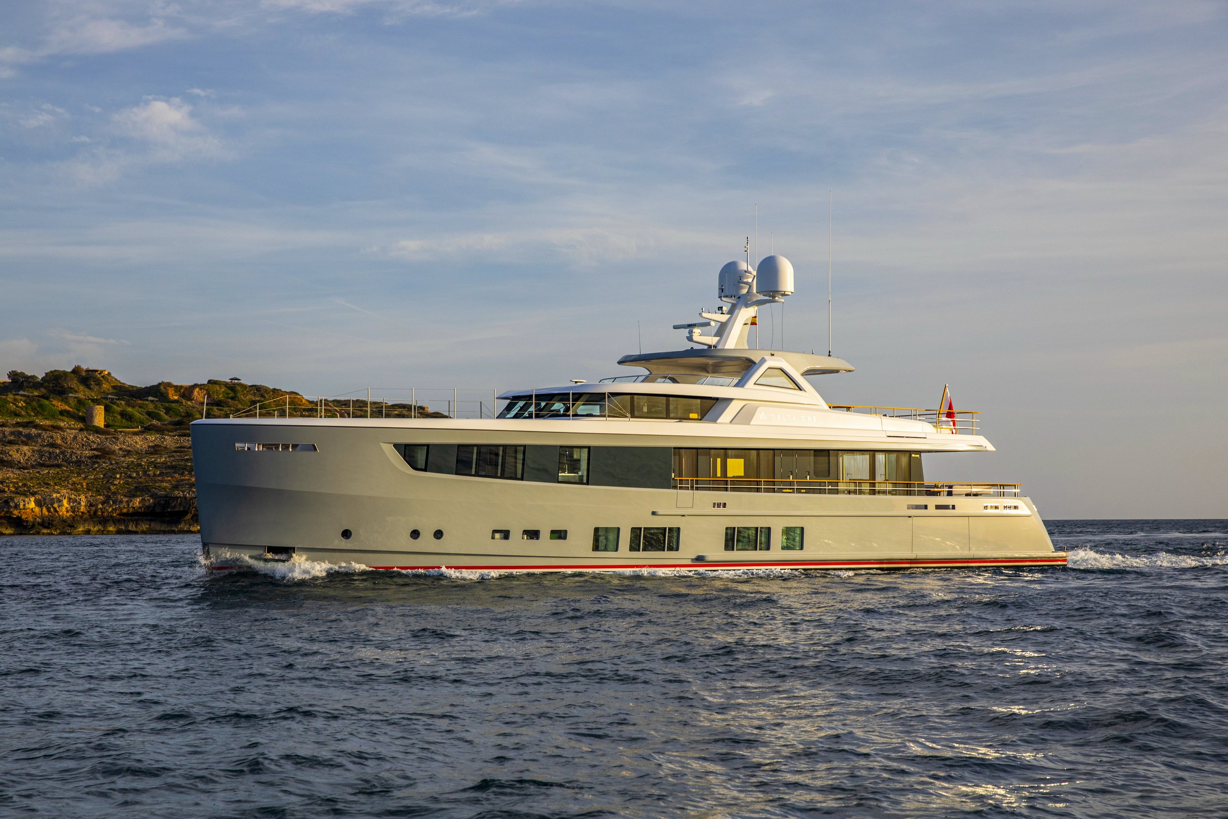 Delta One © YachtShot H141.JPG