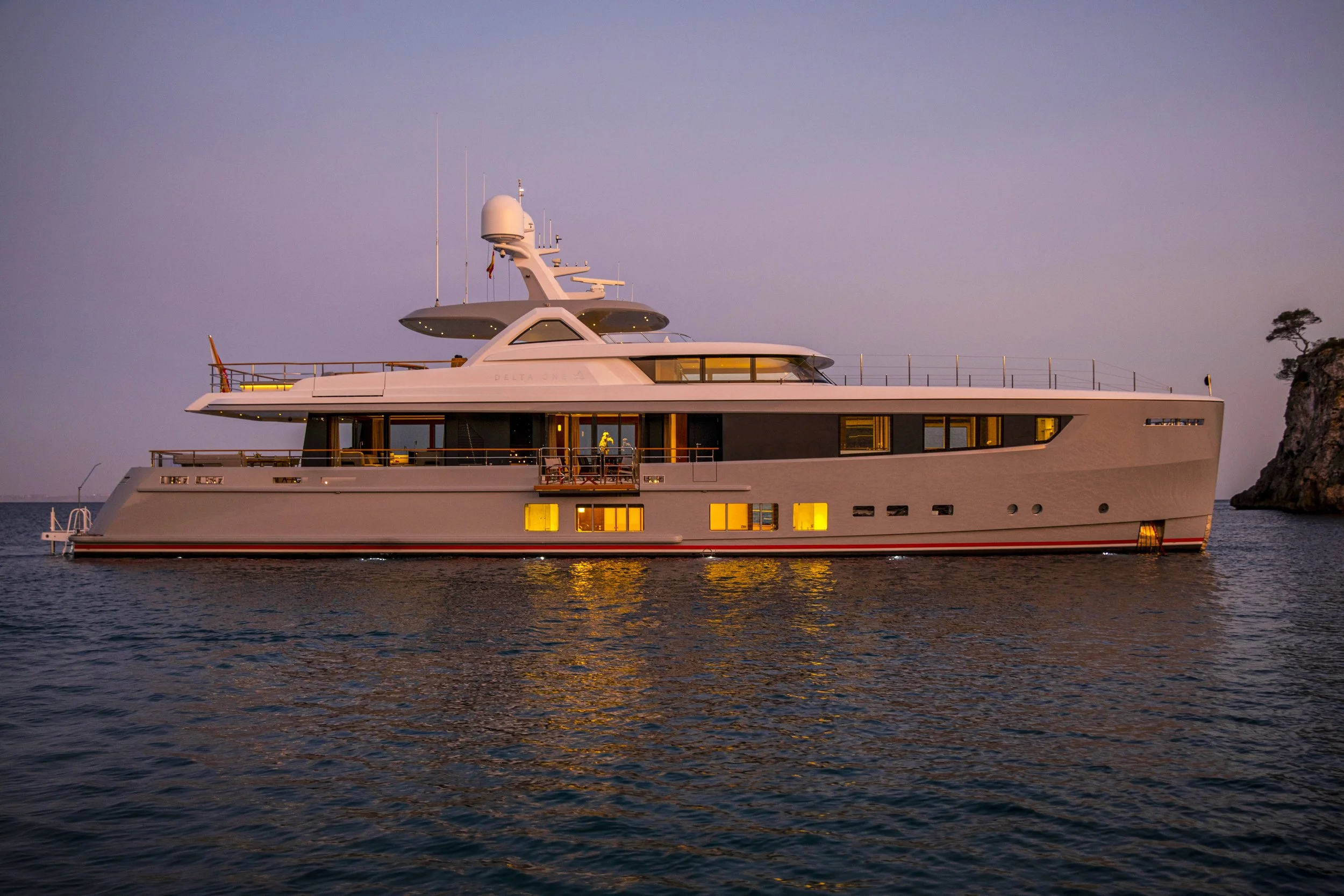 Delta One © YachtShot H159.JPG