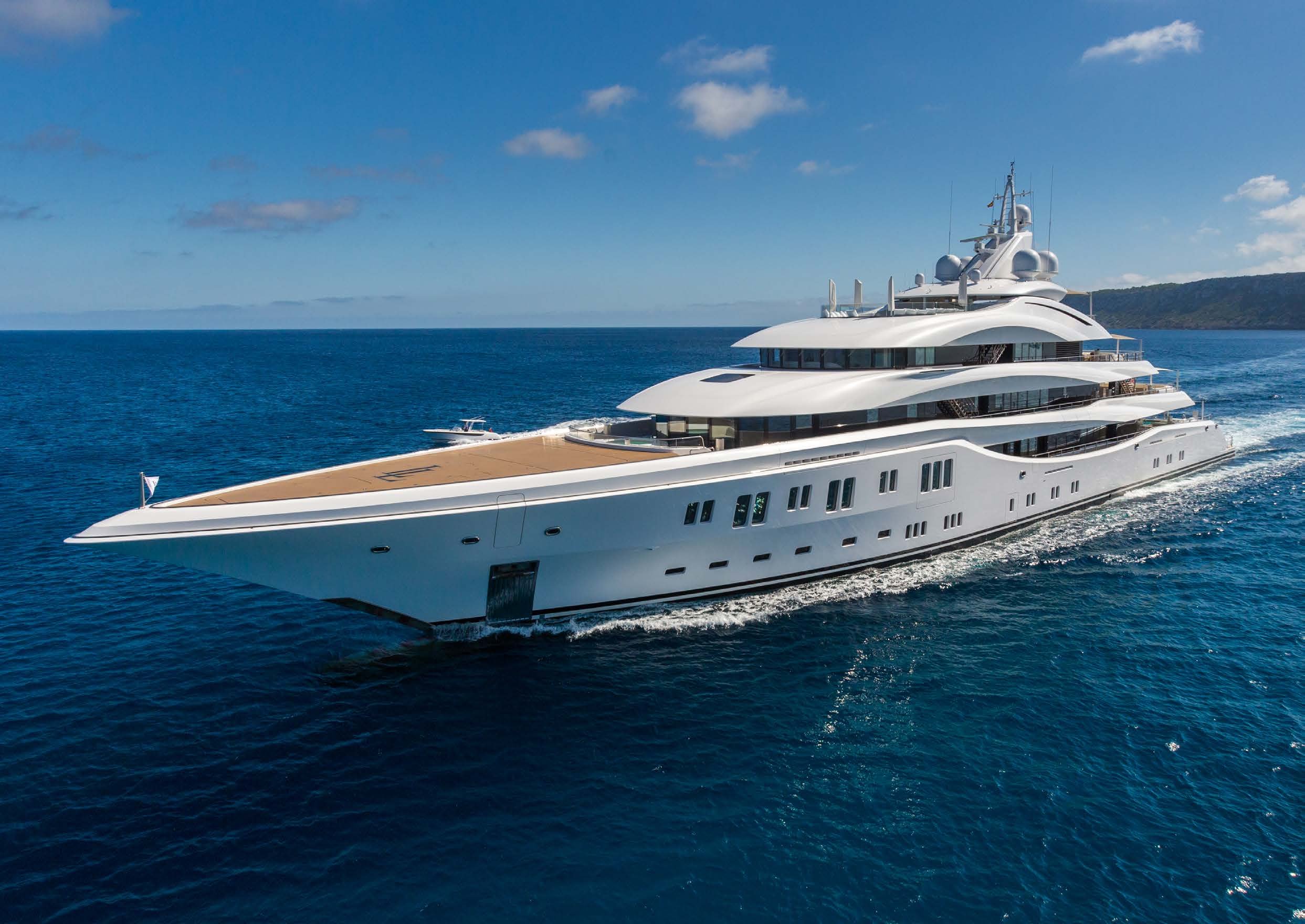 LADY LARA • 91m • Lurssen  •  EUR 230,000,000