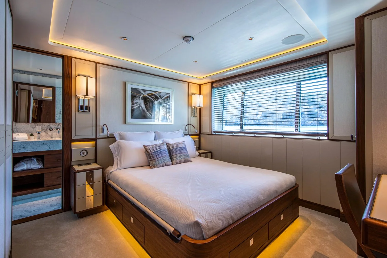 Delta One © YachtShot X079.JPG