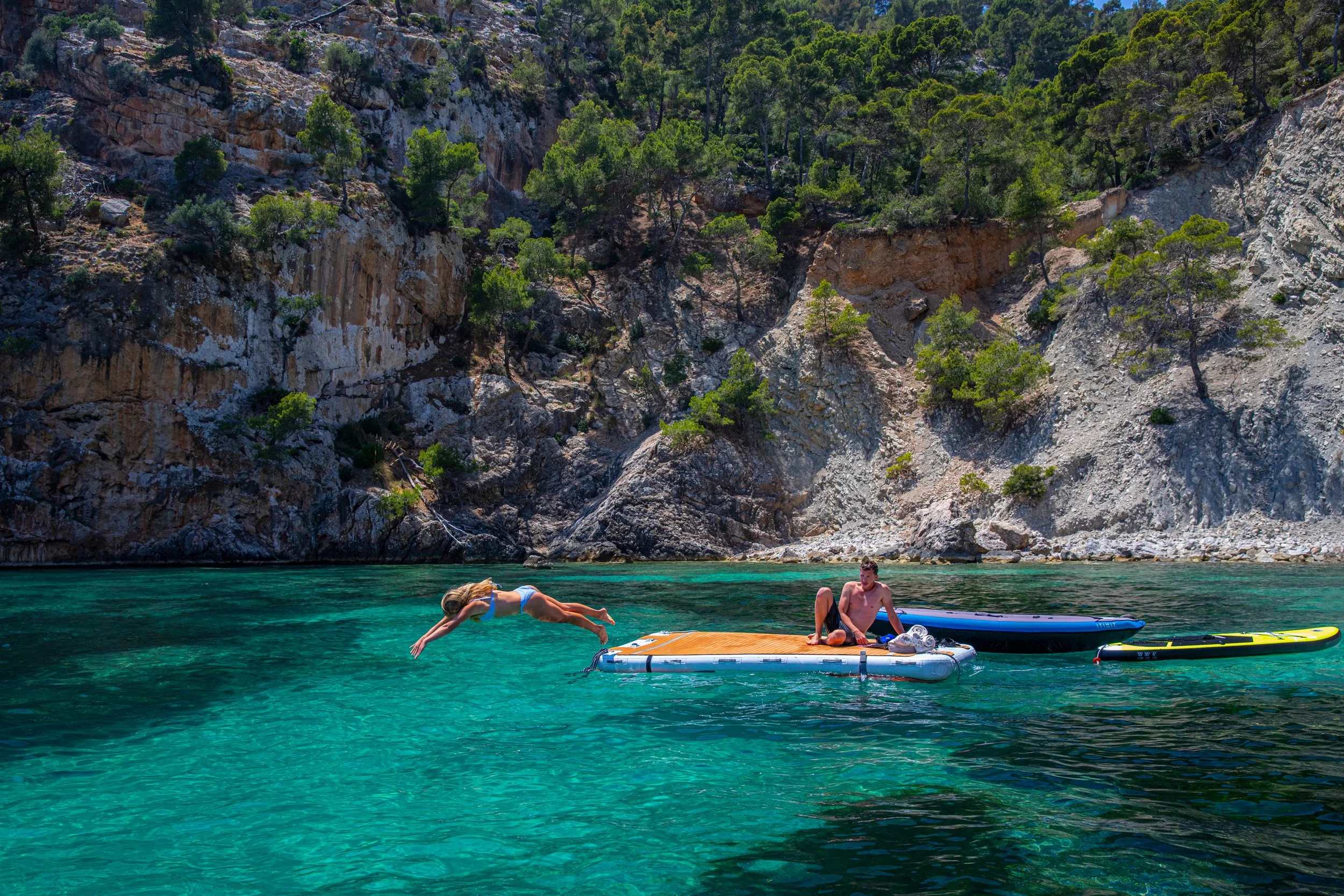 Heavenly Daze © YachtShot H109.JPG