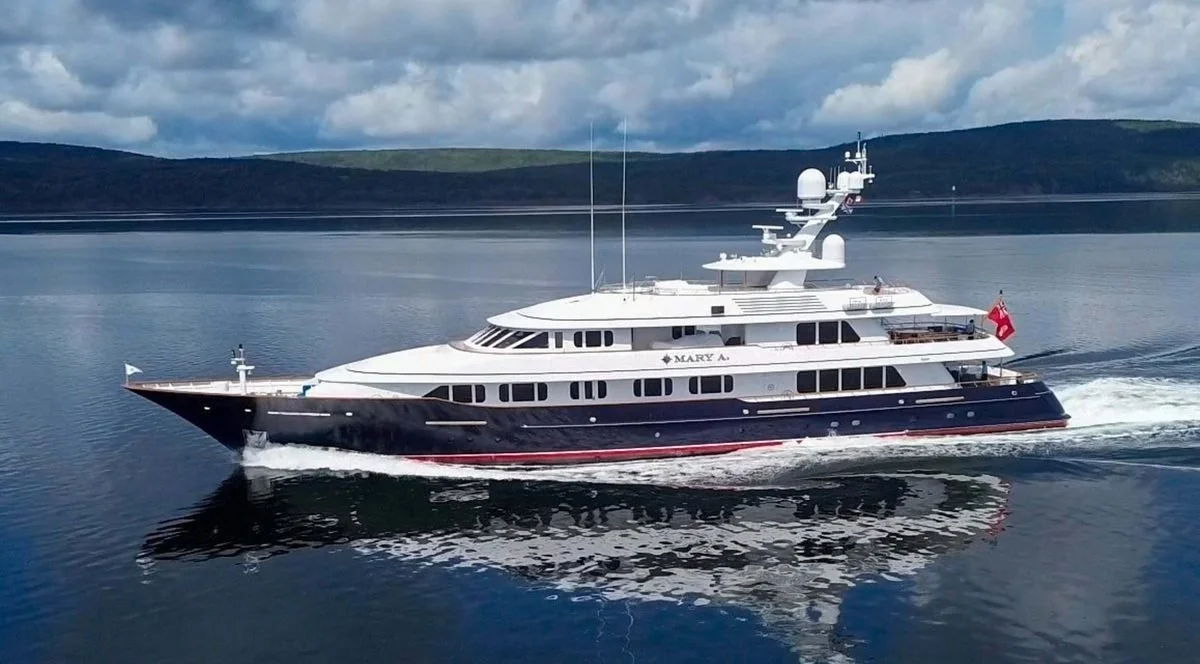 MARY A  •  Feadship  •  55,5m  •  SOLD