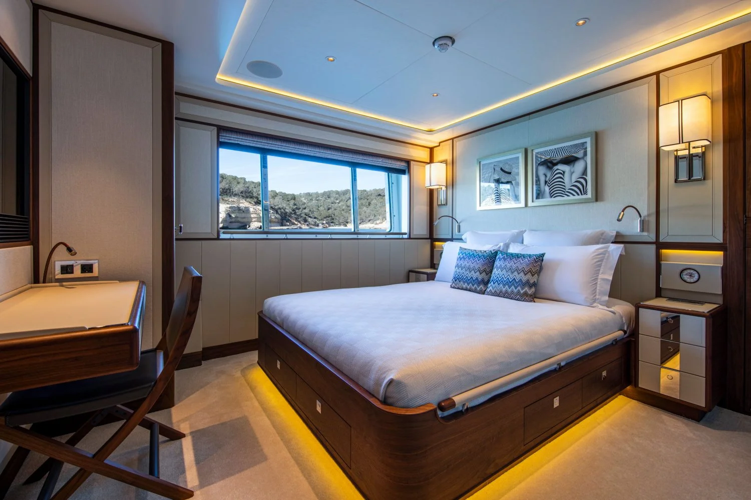 Delta One © YachtShot X081.JPG