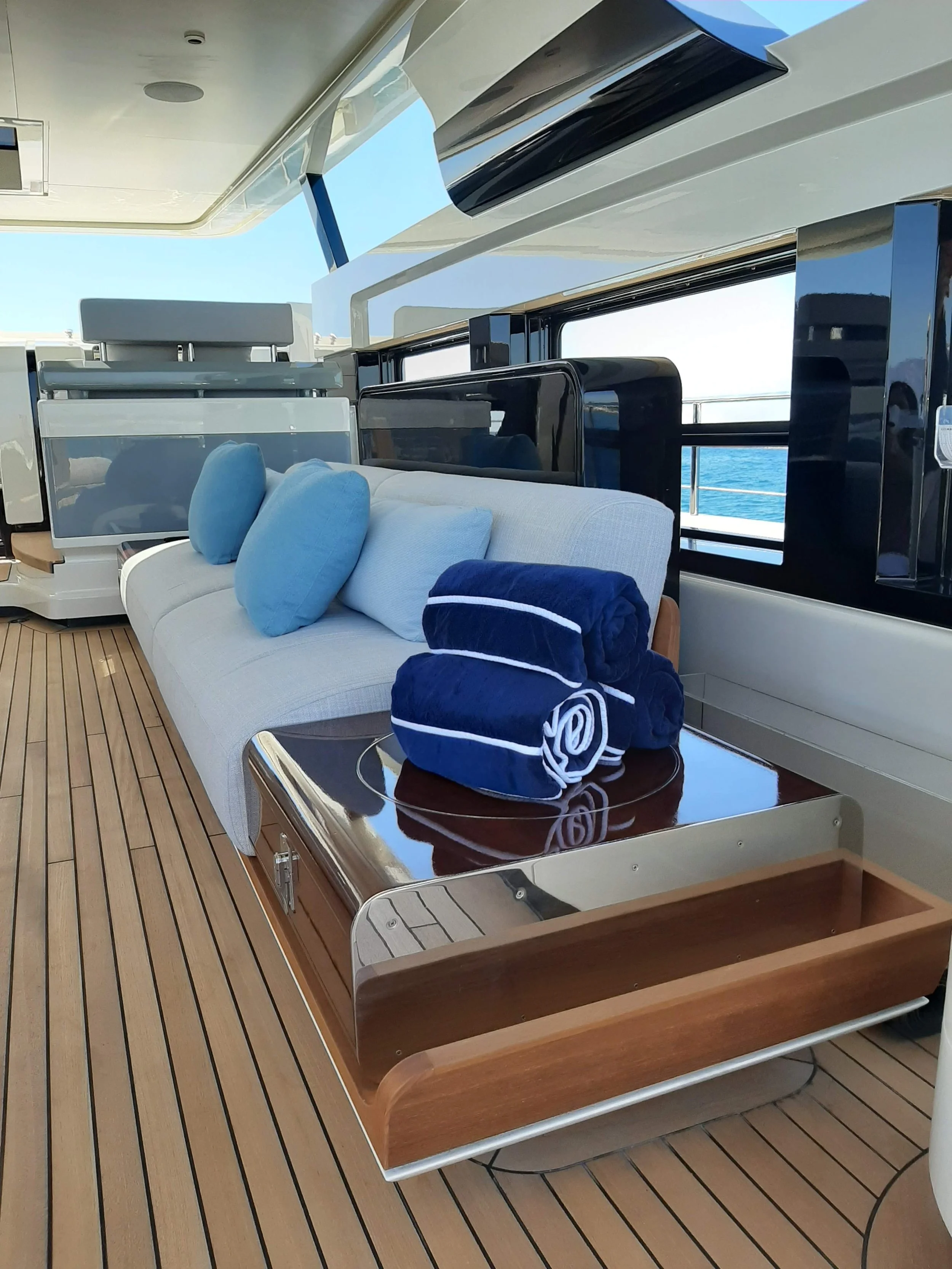 MY CLUB M exterior (5).jpg