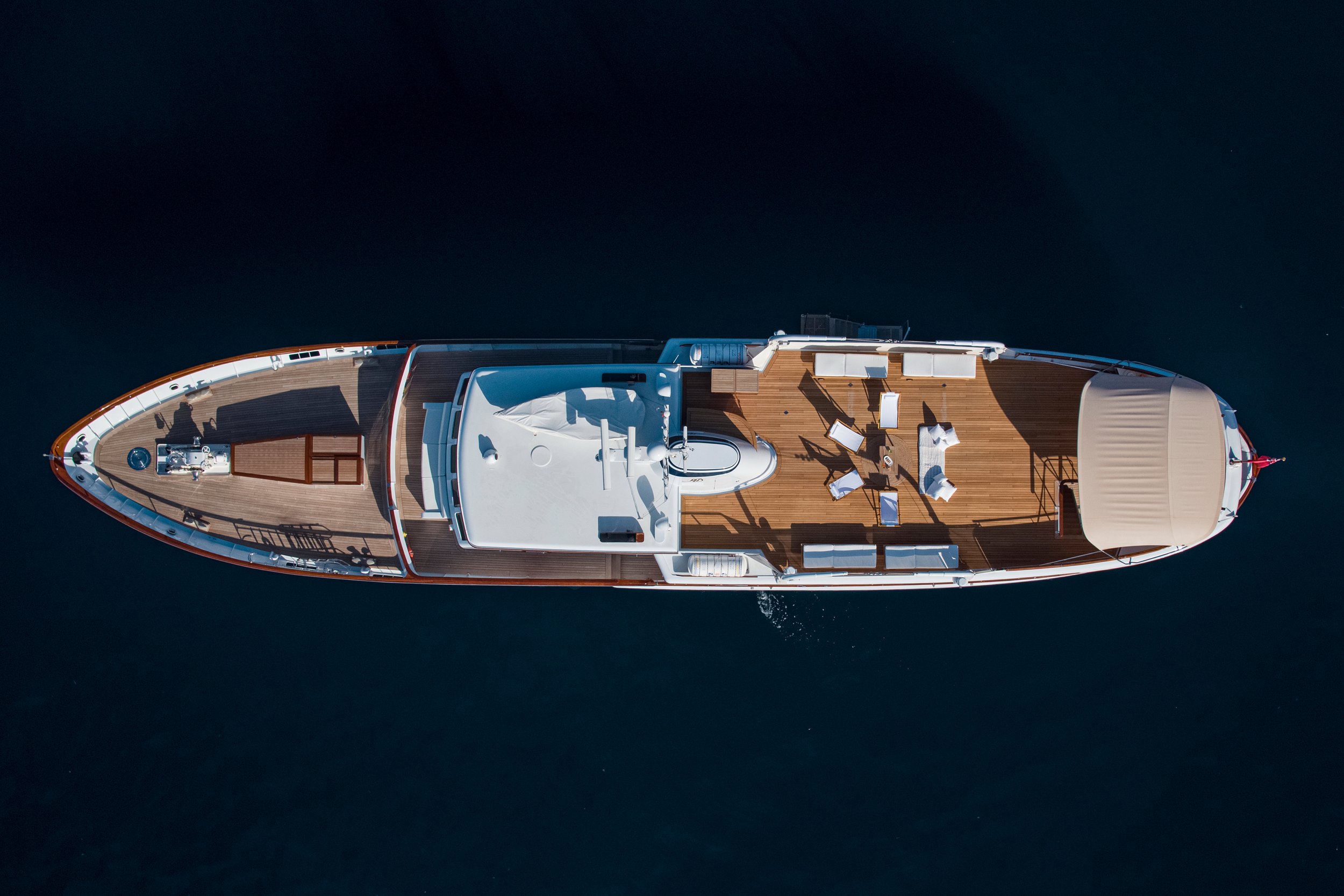 Heavenly Daze © YachtShot H085.JPG