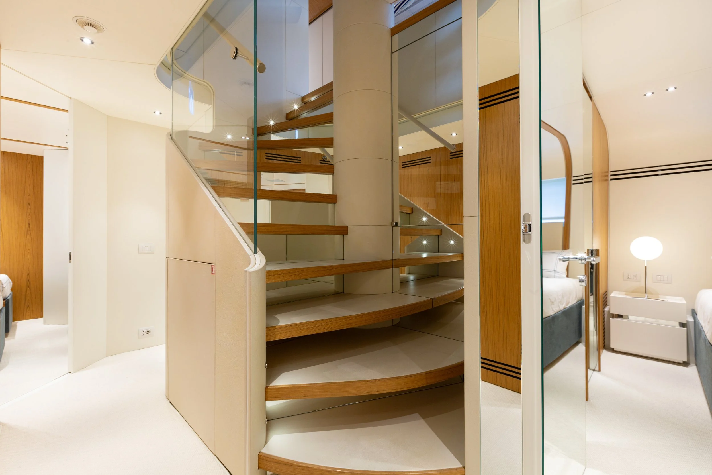 Benetti Motopanfilo for sale 10.jpg