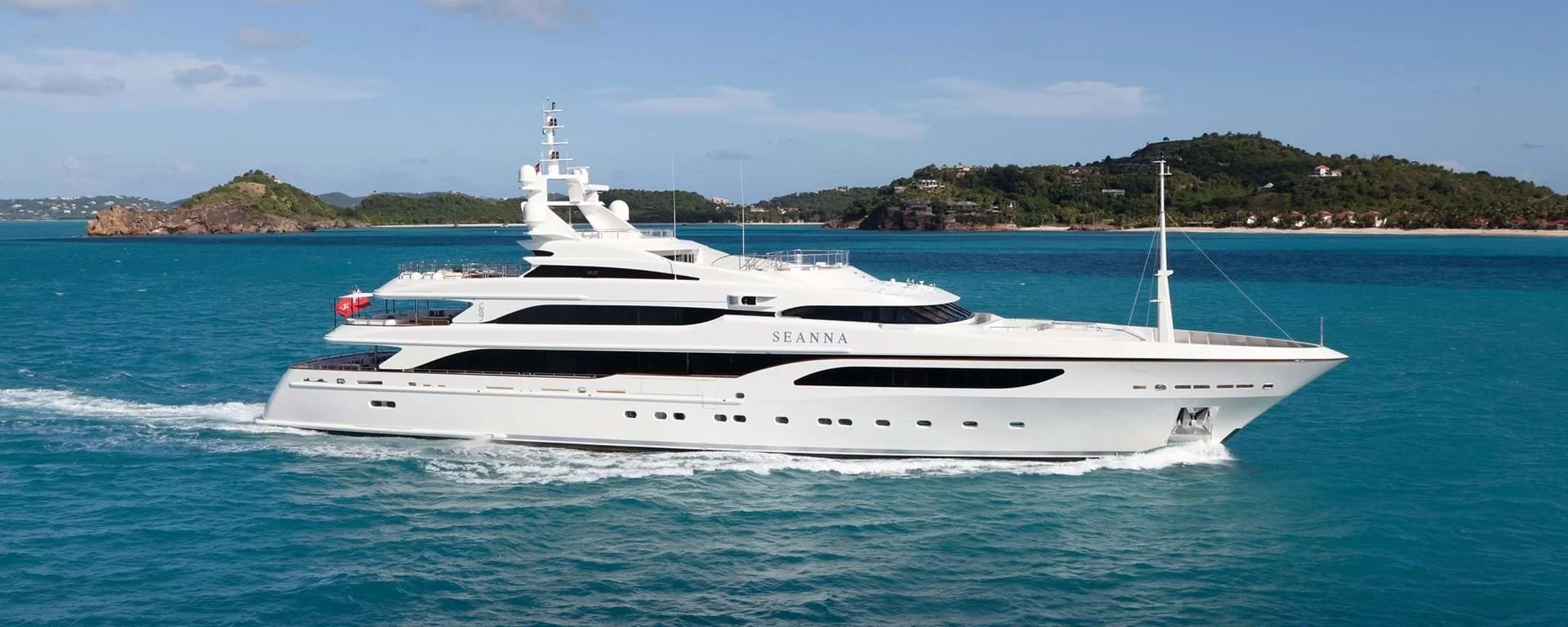 SEANNA profile 3.jpg