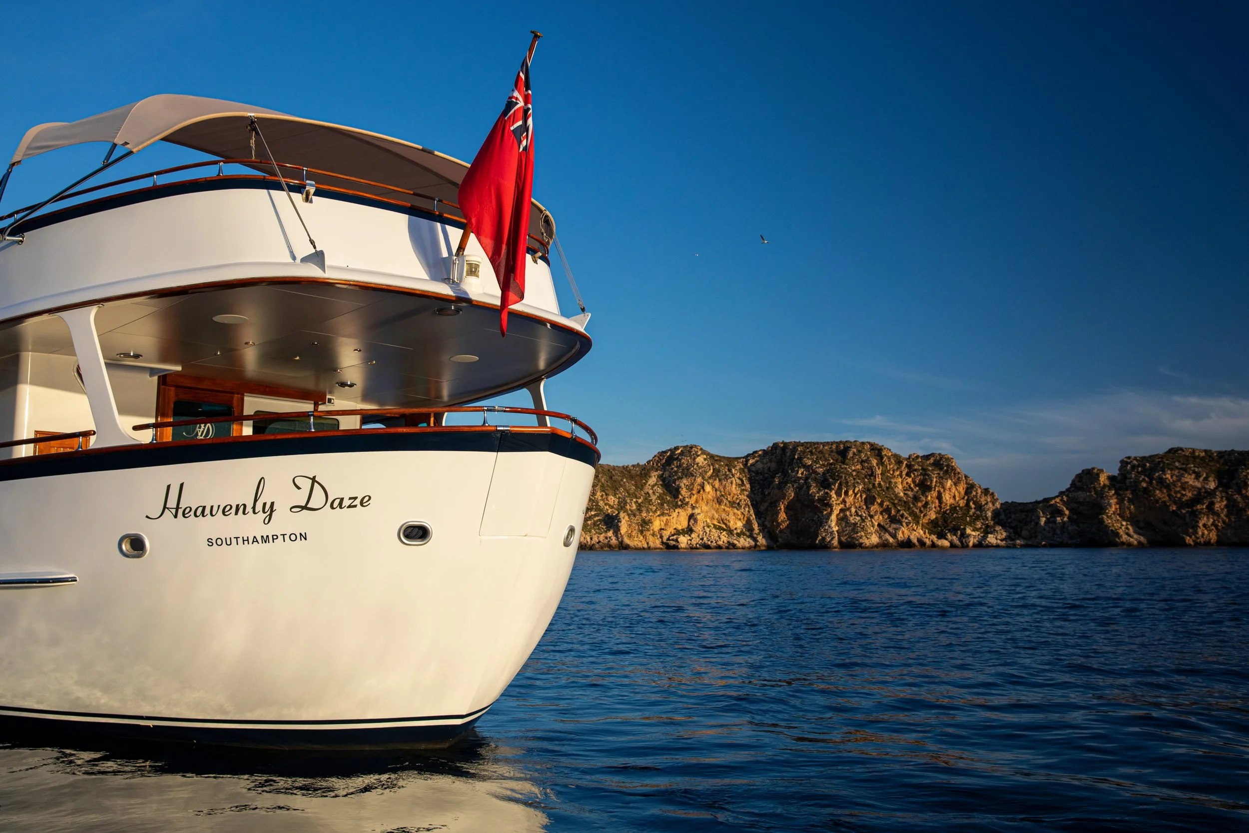 Heavenly Daze © YachtShot H016.JPG