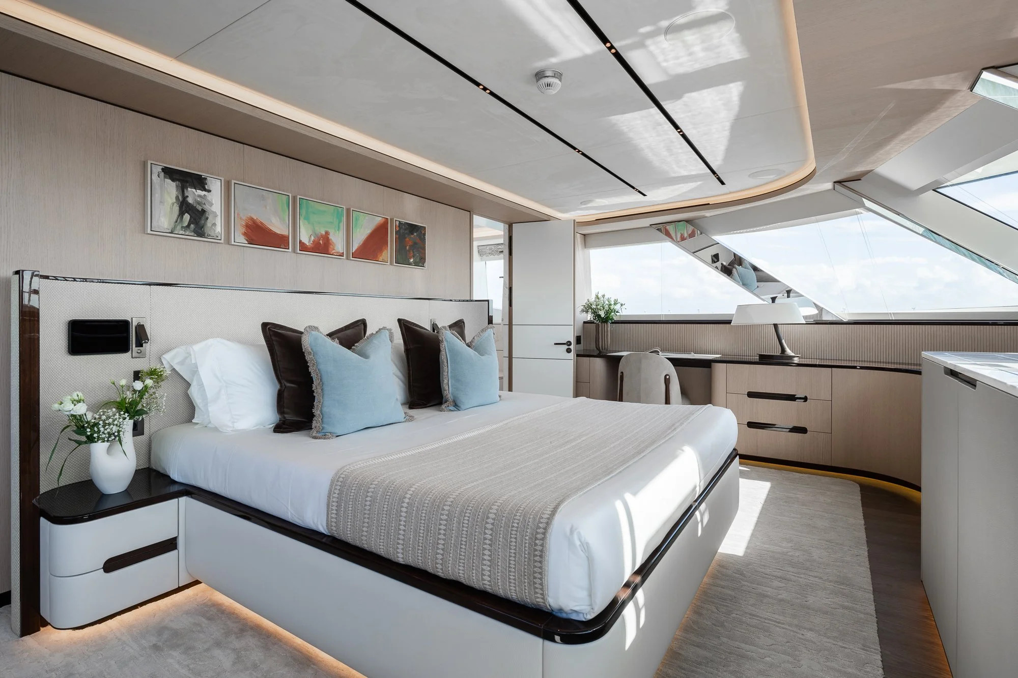 YN202 Moonen 110 Mustique - Owners Stateroom (1).jpg