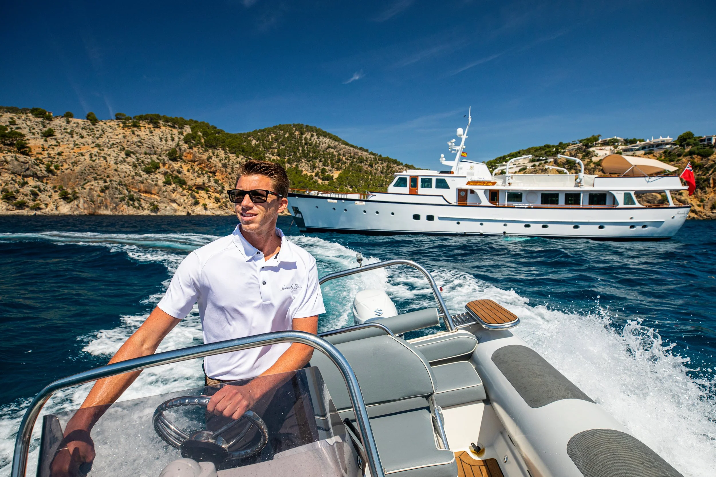 Heavenly Daze © YachtShot H103.JPG