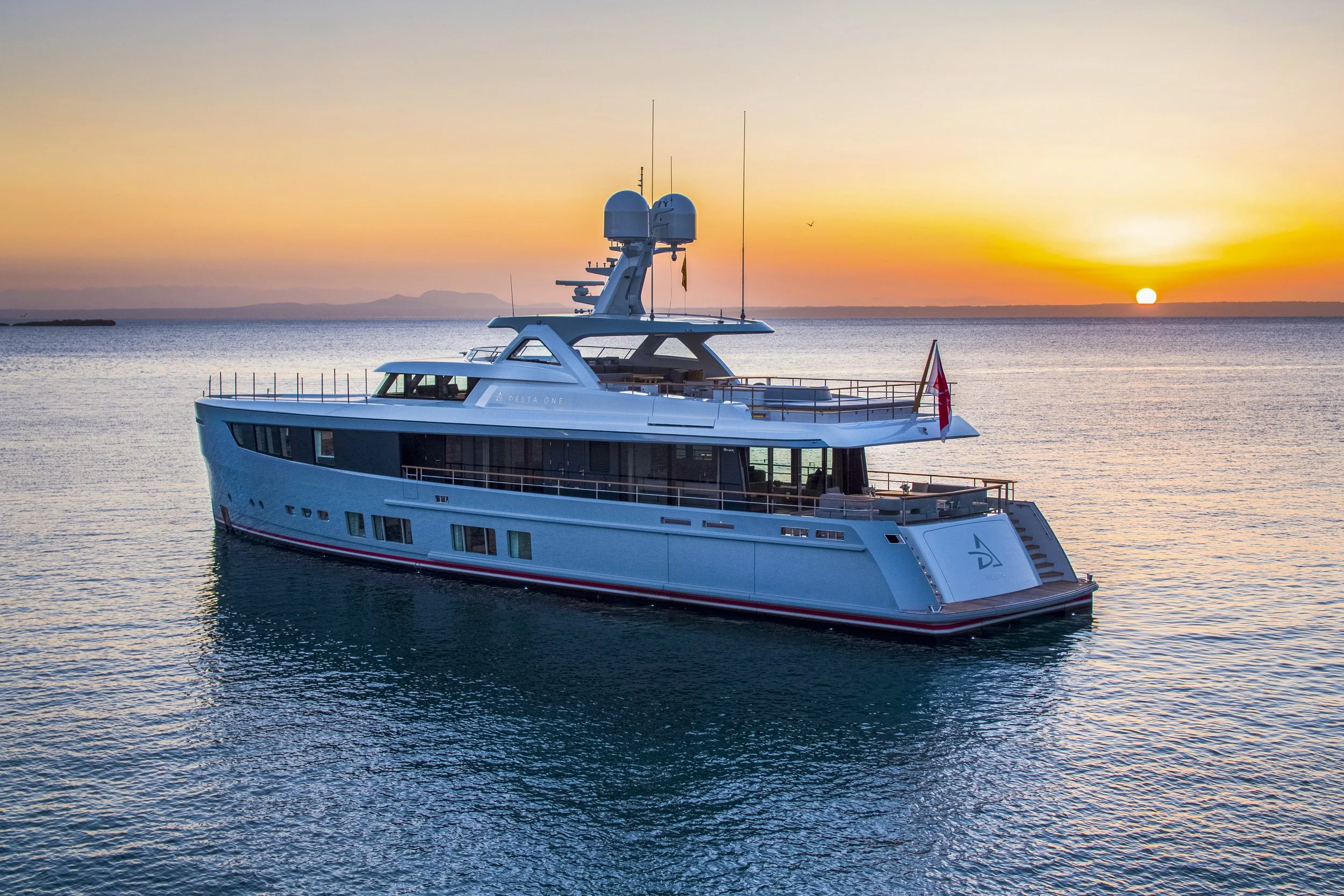 Delta One © YachtShot H003.JPG