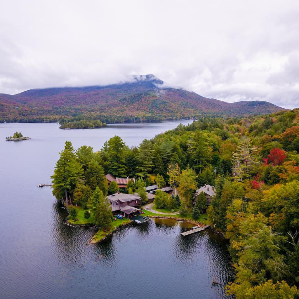 STAY_FAMILY RESORT_CENTRAL ADIRONDACKS_BLUE MOUNTAIN LAKE_THE HEDGES_Aerial View.png
