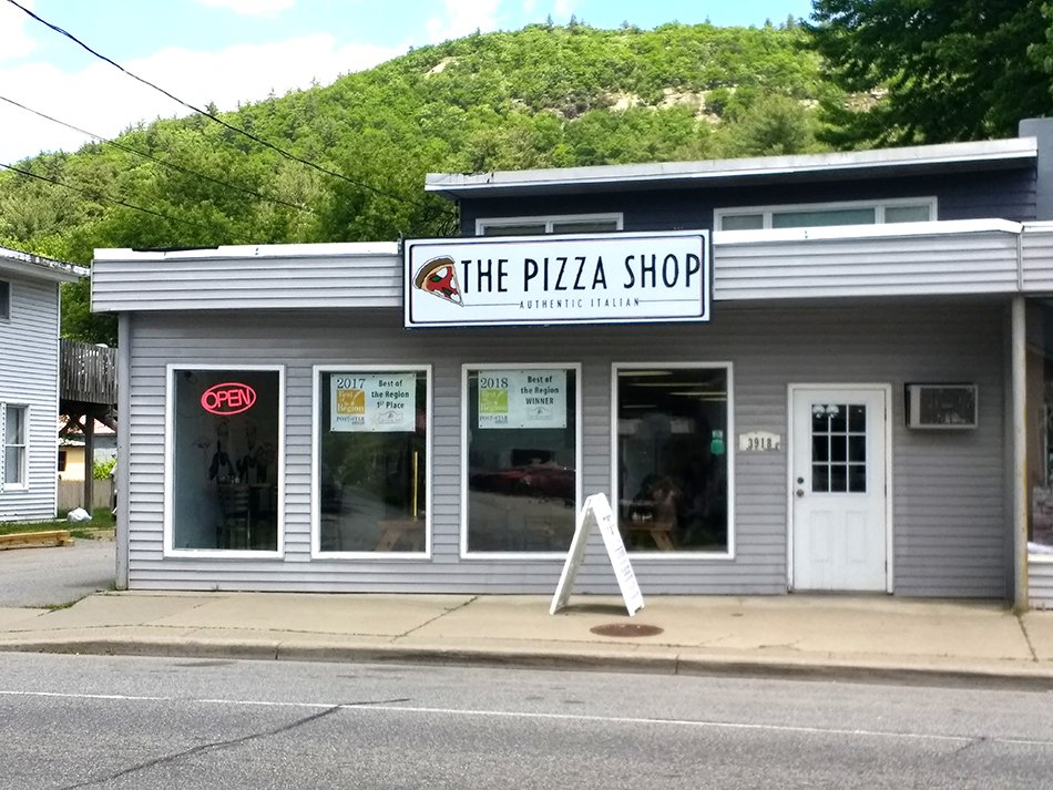 Eat_Restaurants_Lake George Area_Warrensburg_pizza shop_exterior.jpeg