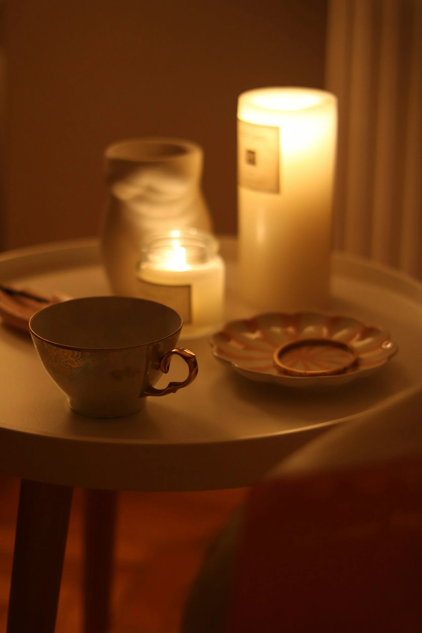 hand-made candles and pottery by glens falls artisans