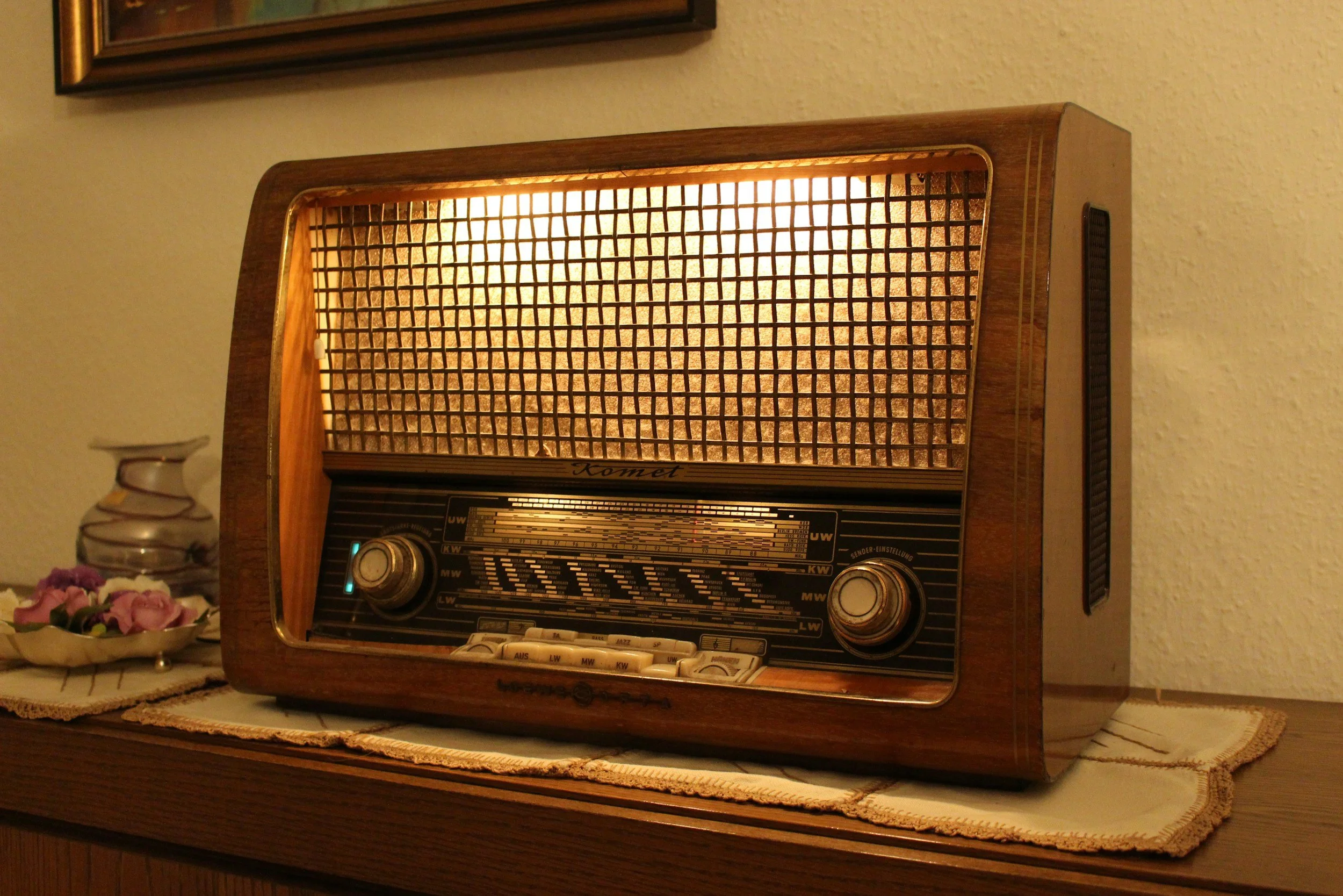 Experiencing an old-fashioned radio play.