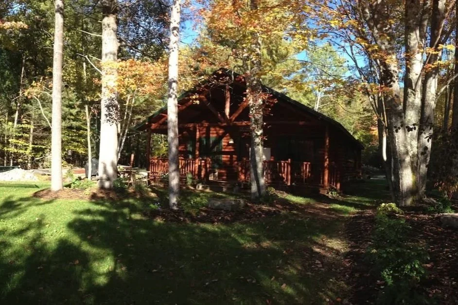 The Log Cabin at Peace Ridge — A Classic Adirondack Escape Worth the Trip
