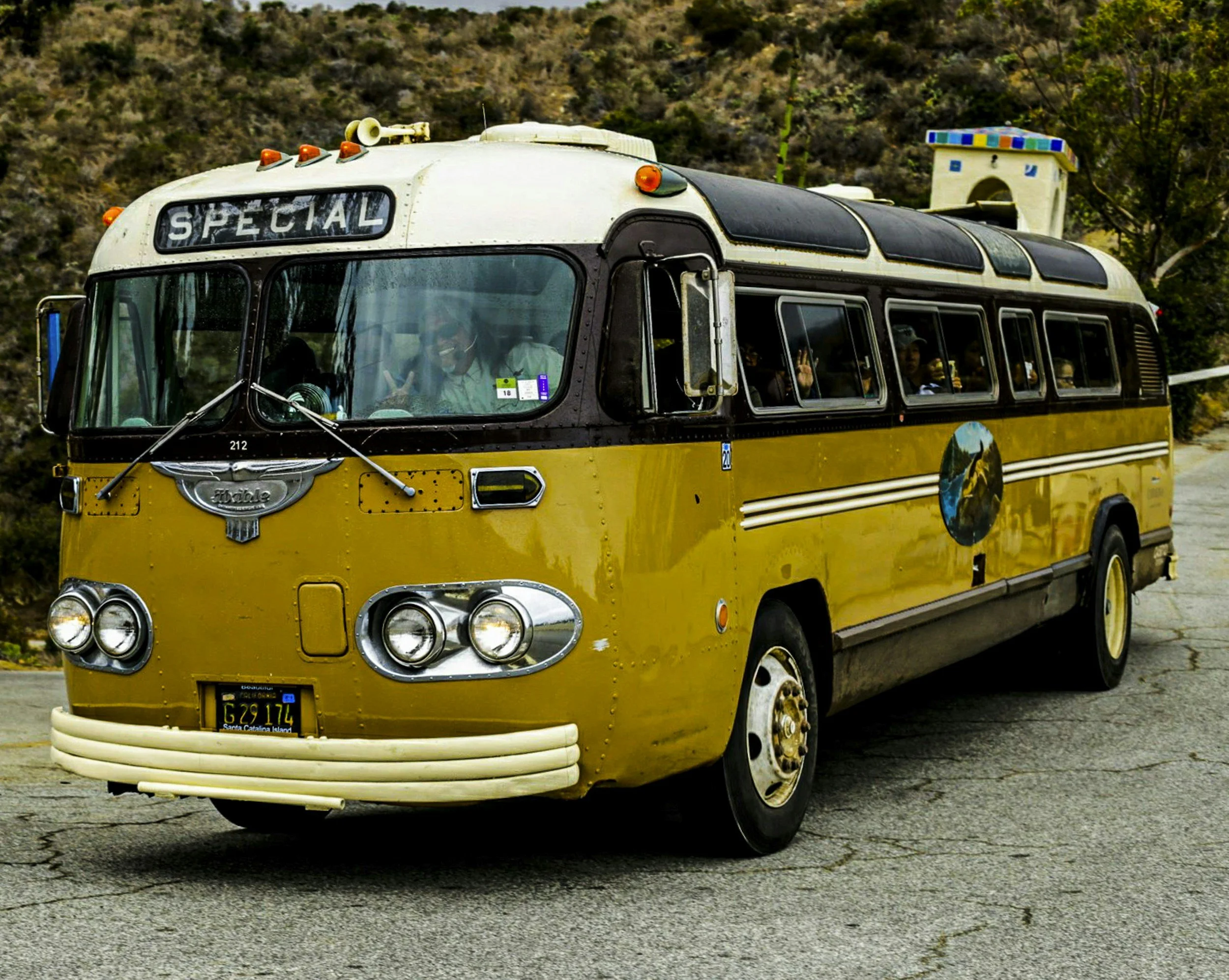 A vintage bus like the one Violet boards bound for Oklahoma.