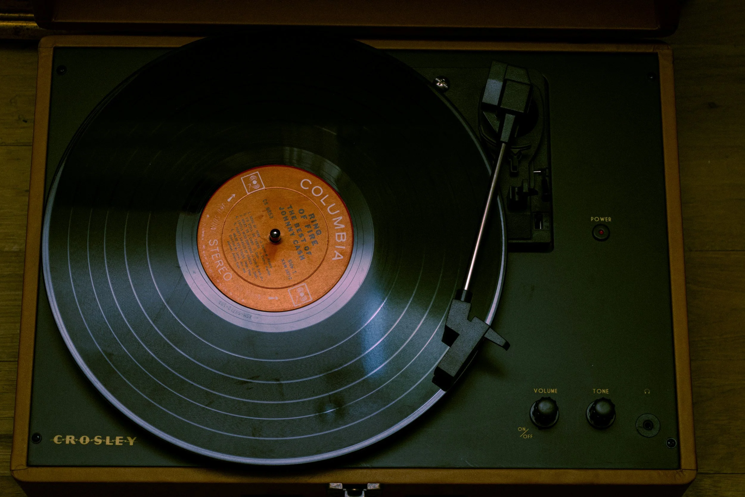 Johnny Cash vinyl record on a turntable.