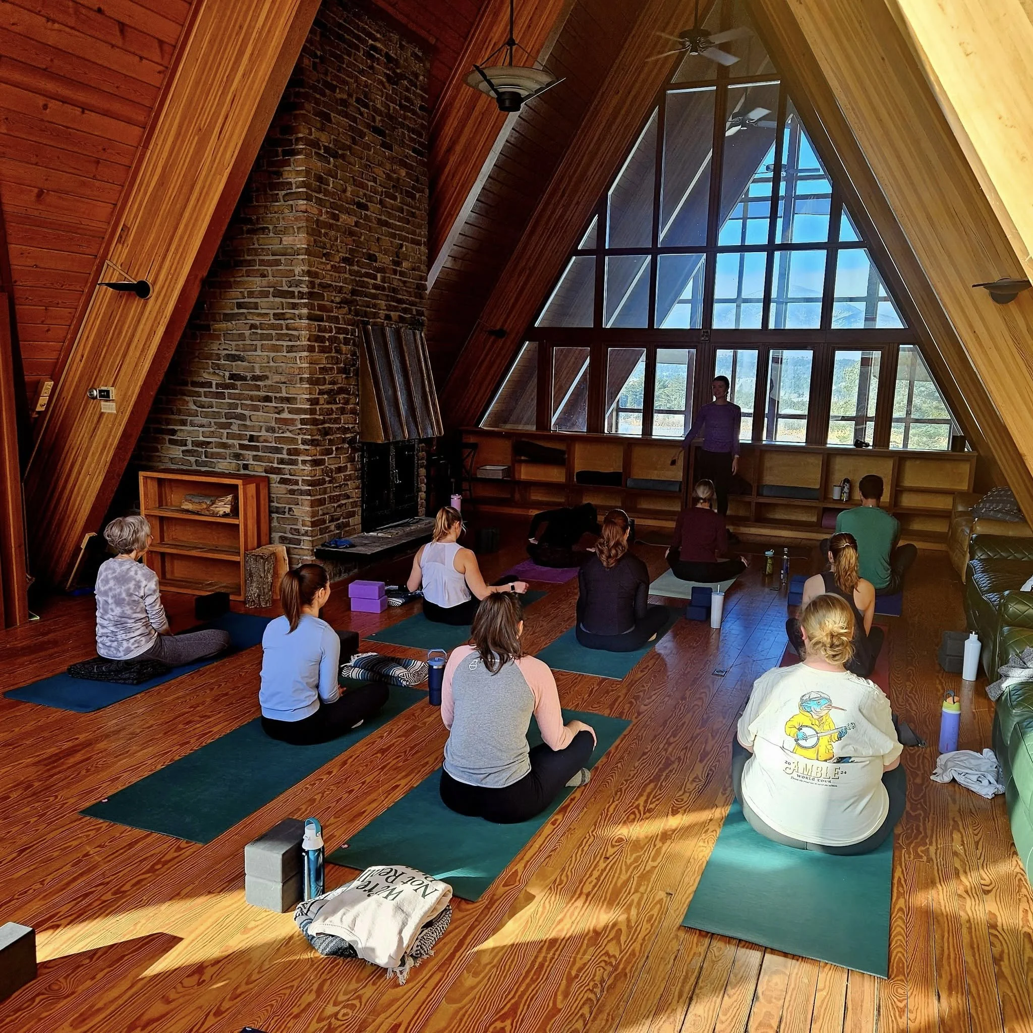 Yoga and meditation classes at NewVida.