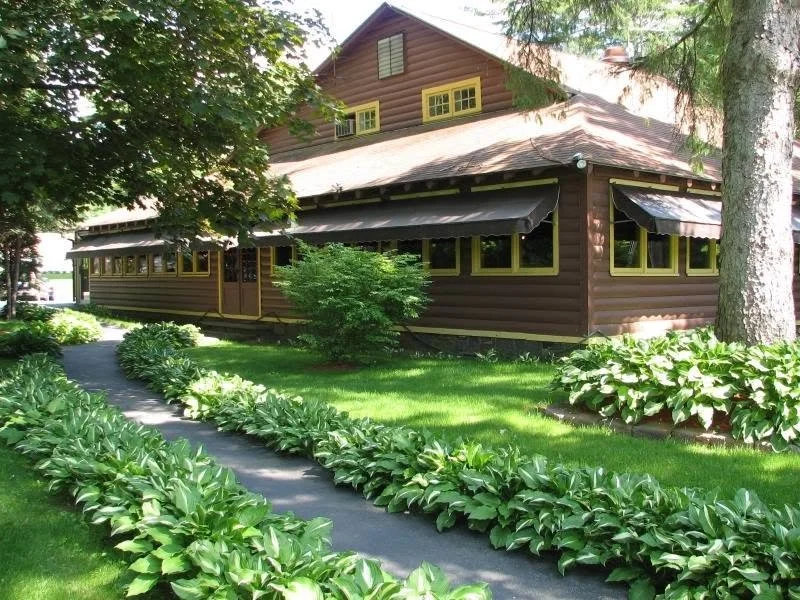 The Ridge Terrace restaurant exterior in summer in Lake George.