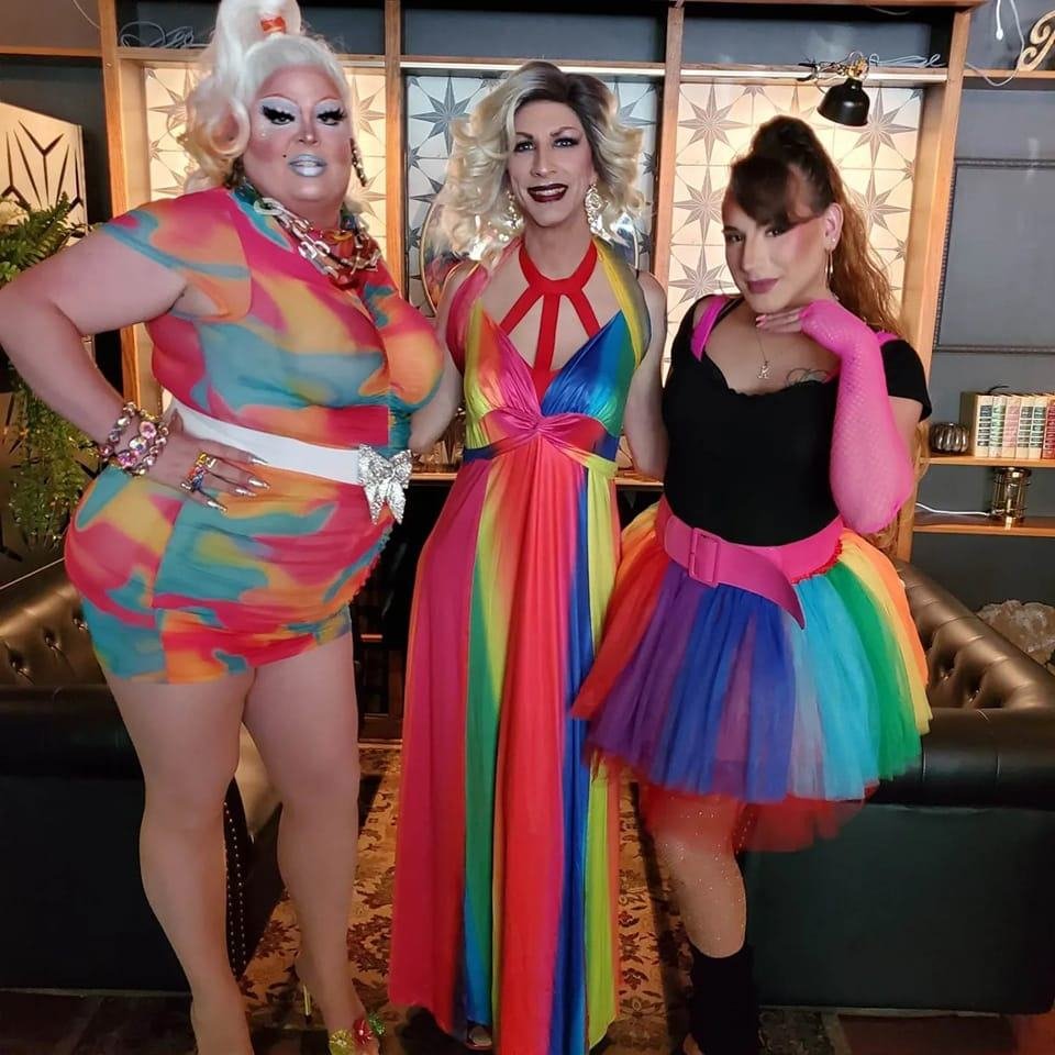 High Tea Honeys perform at Drag Brunch