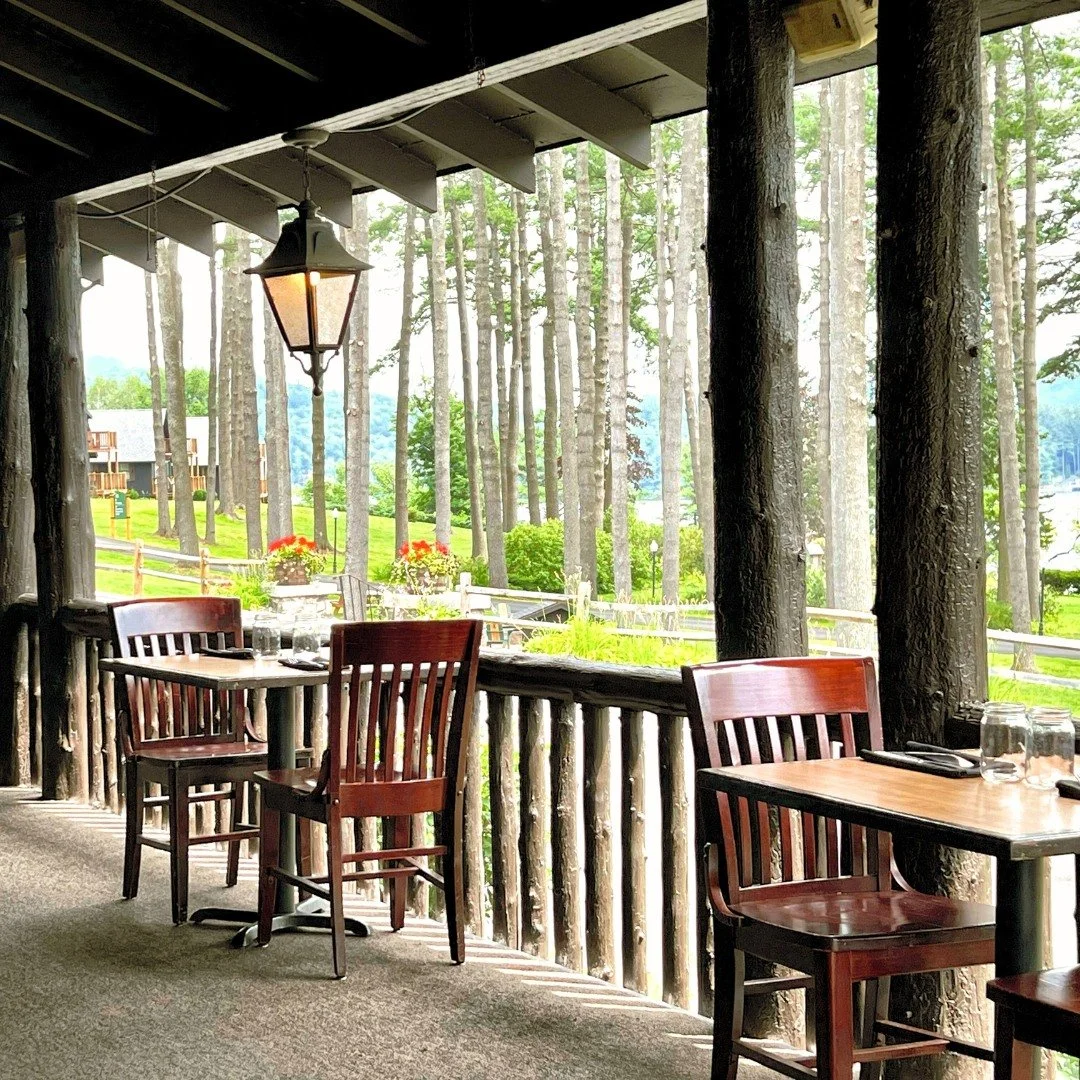 Lodge-schroon-lake-porch-dining.jpeg