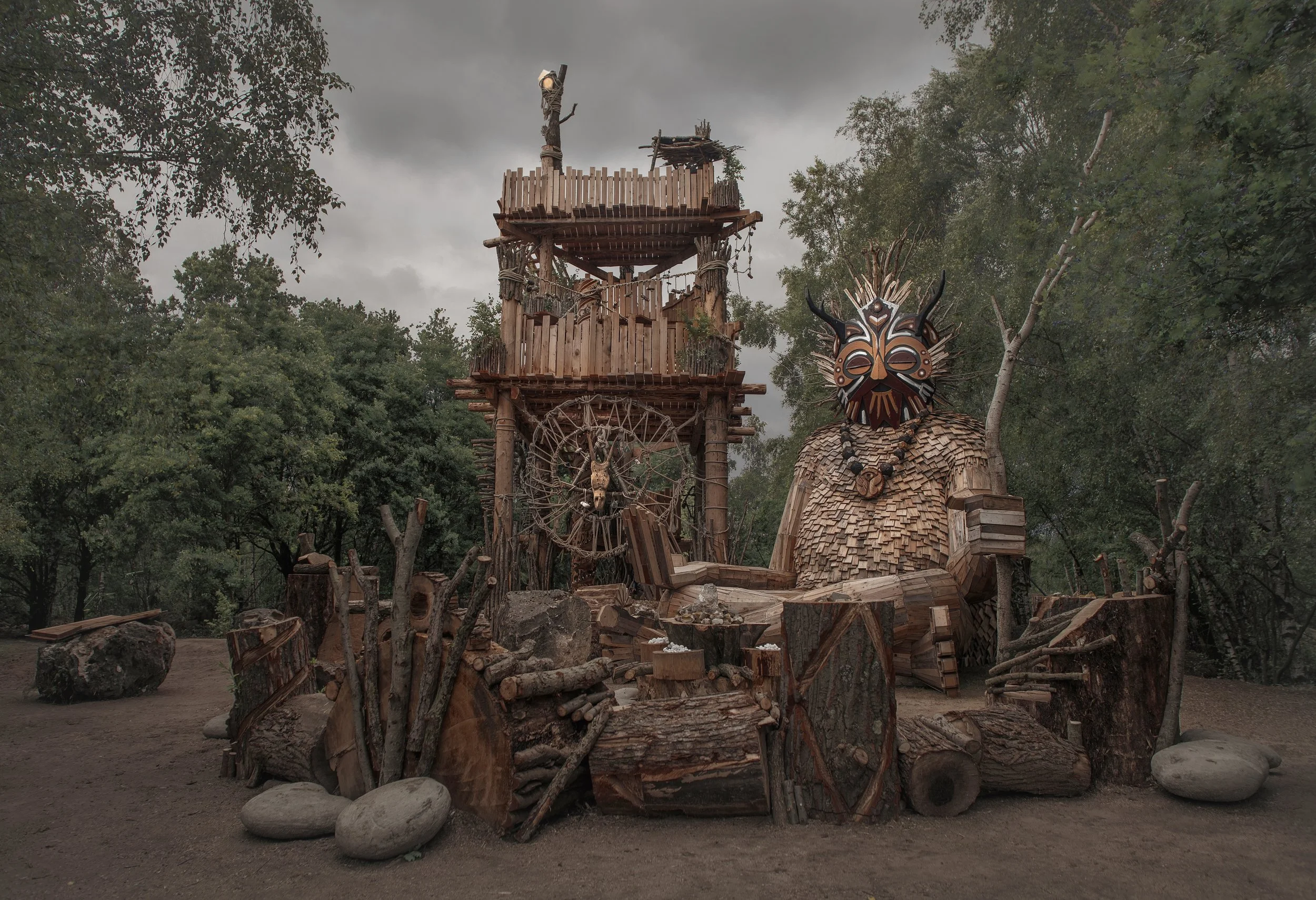 Troll built by Thomas Dambo