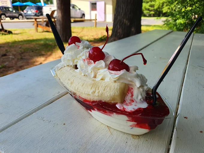 Banana split at Whitebrook ice cream stand